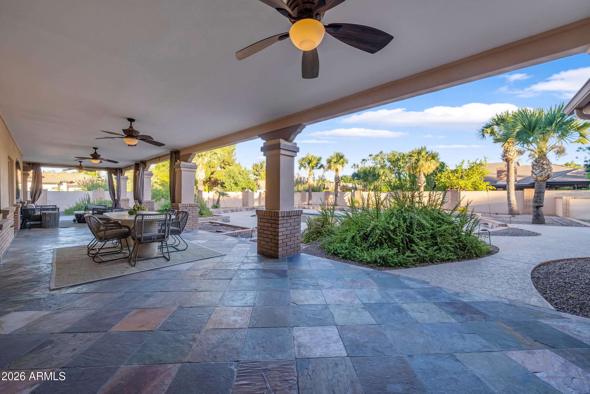 WARNER ESTATES - Residential