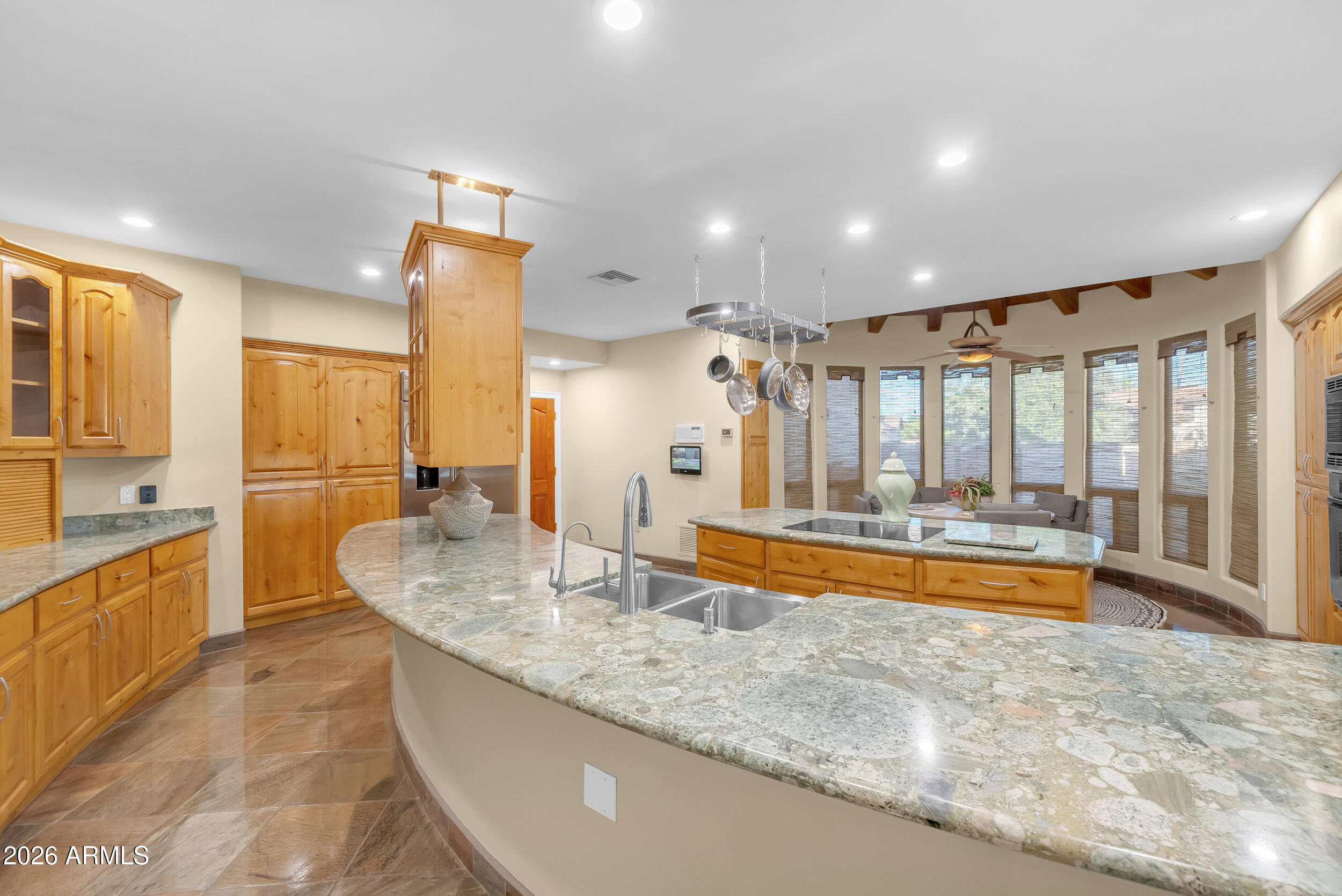 WARNER ESTATES - Residential