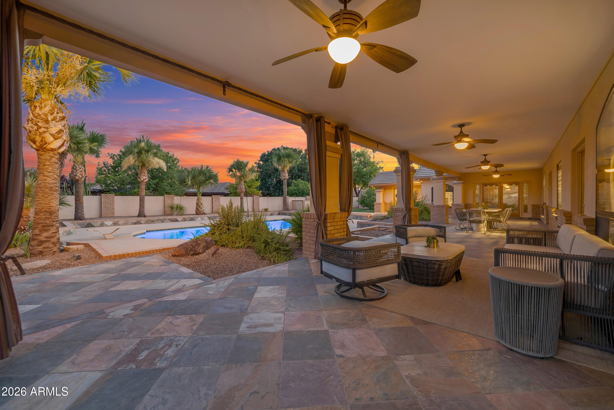 WARNER ESTATES - Residential