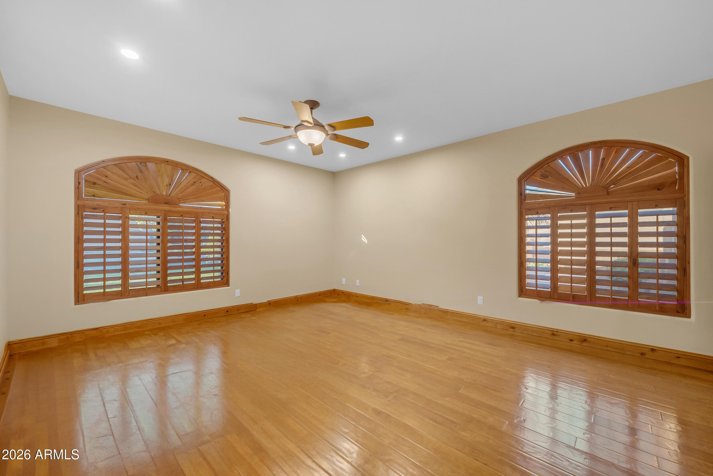WARNER ESTATES - Residential