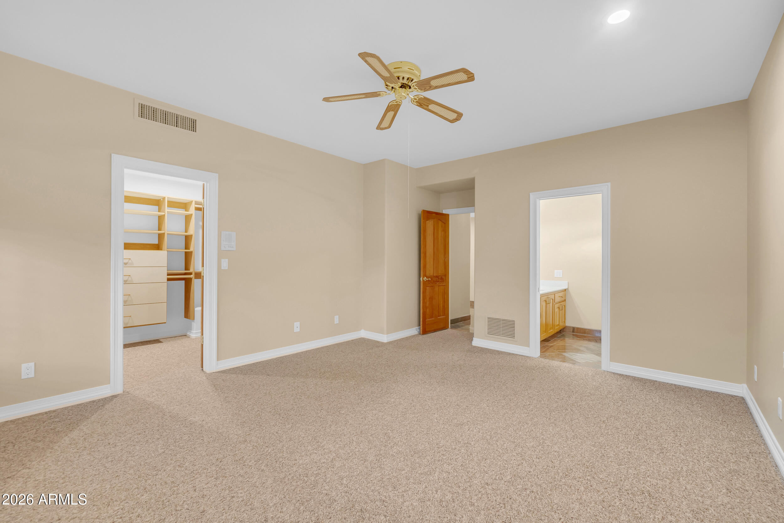 WARNER ESTATES - Residential