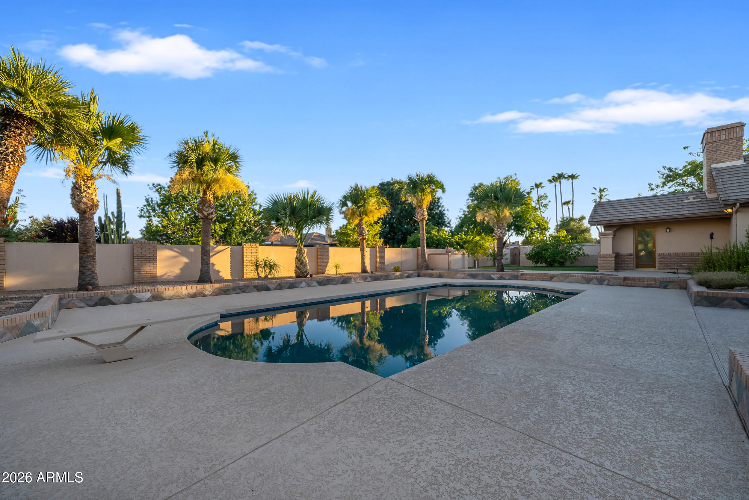 WARNER ESTATES - Residential