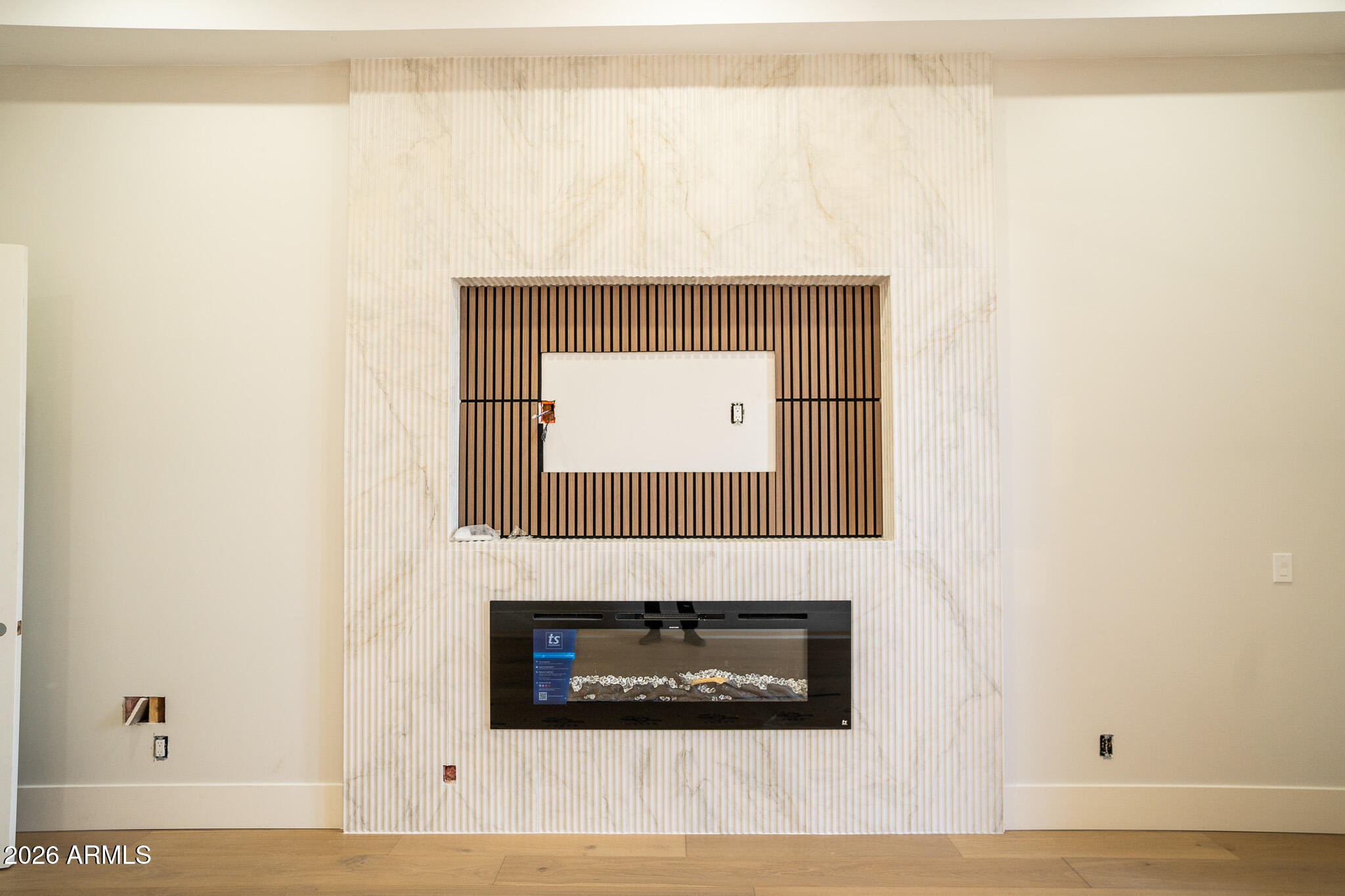 RUSSELL RANCH PHASE 3 REPLAT - Residential