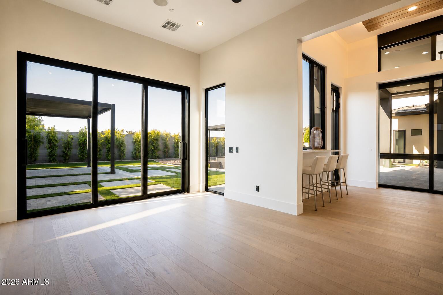 RUSSELL RANCH PHASE 3 REPLAT - Residential