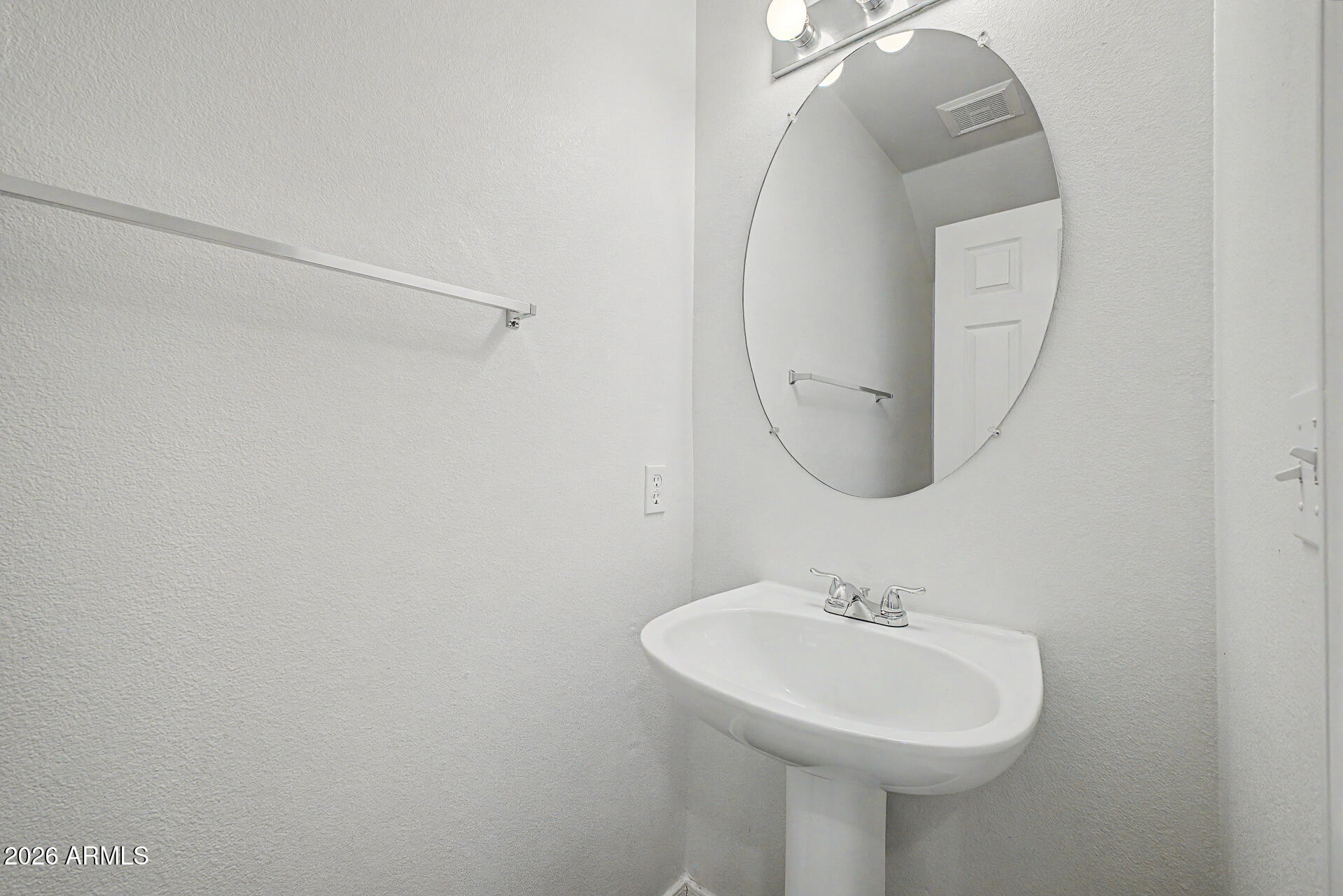 SOMNER PLACE UNIT 1 - Residential