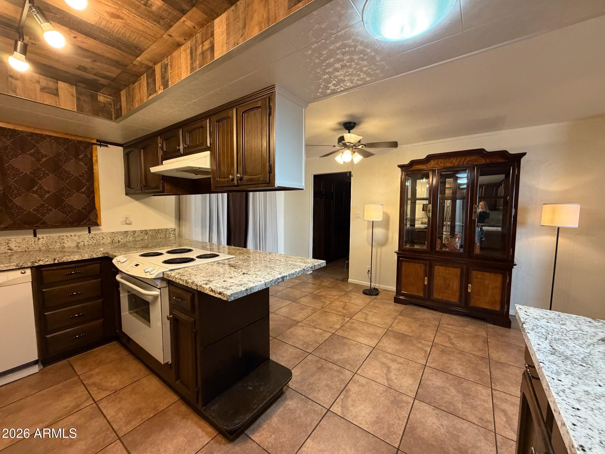 CORDES LAKES UNIT 8 - Residential