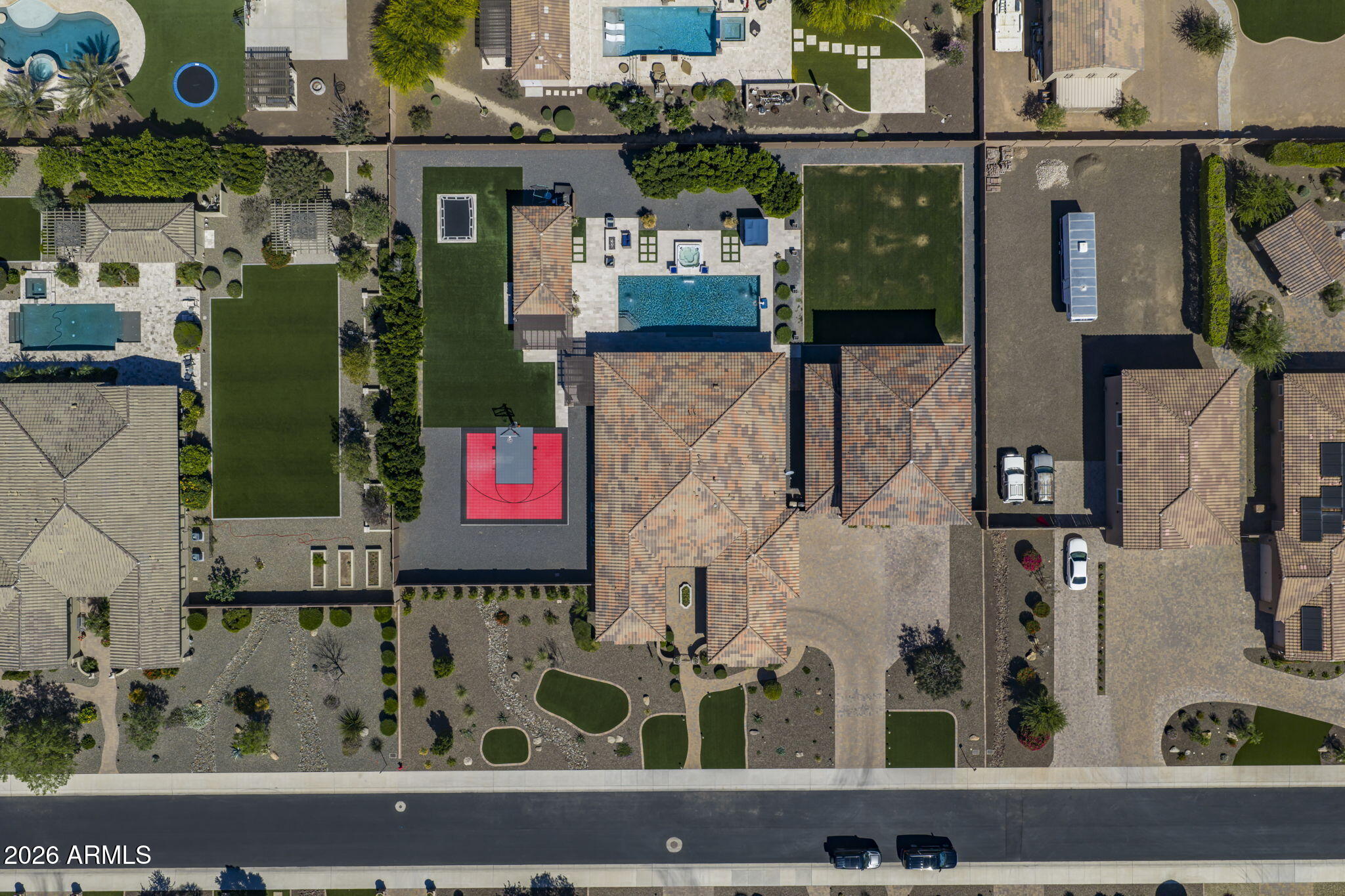 CABALLOS DEL RIO - Residential
