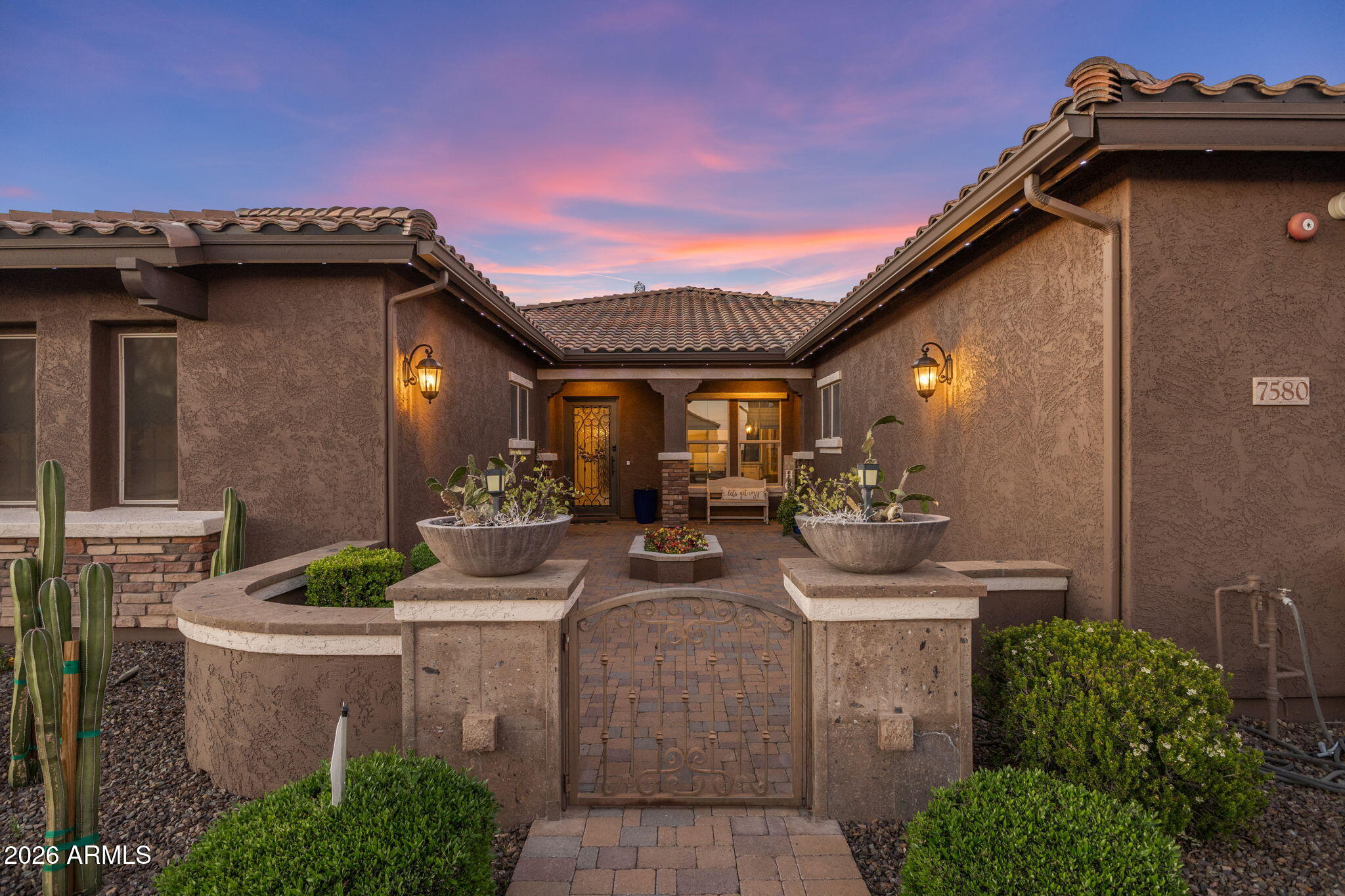CABALLOS DEL RIO - Residential