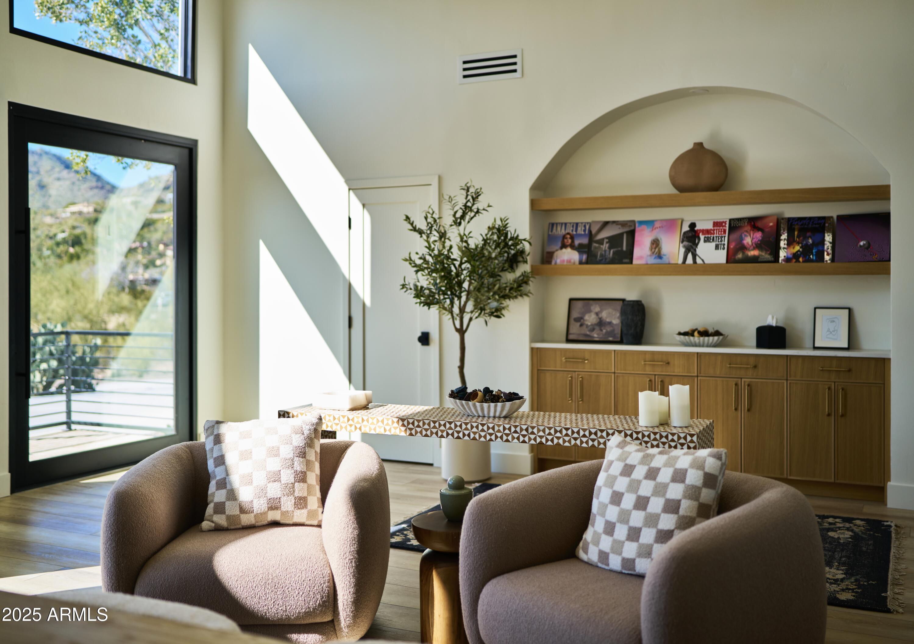 PARADISE HIGHLANDS ESTATES - Residential