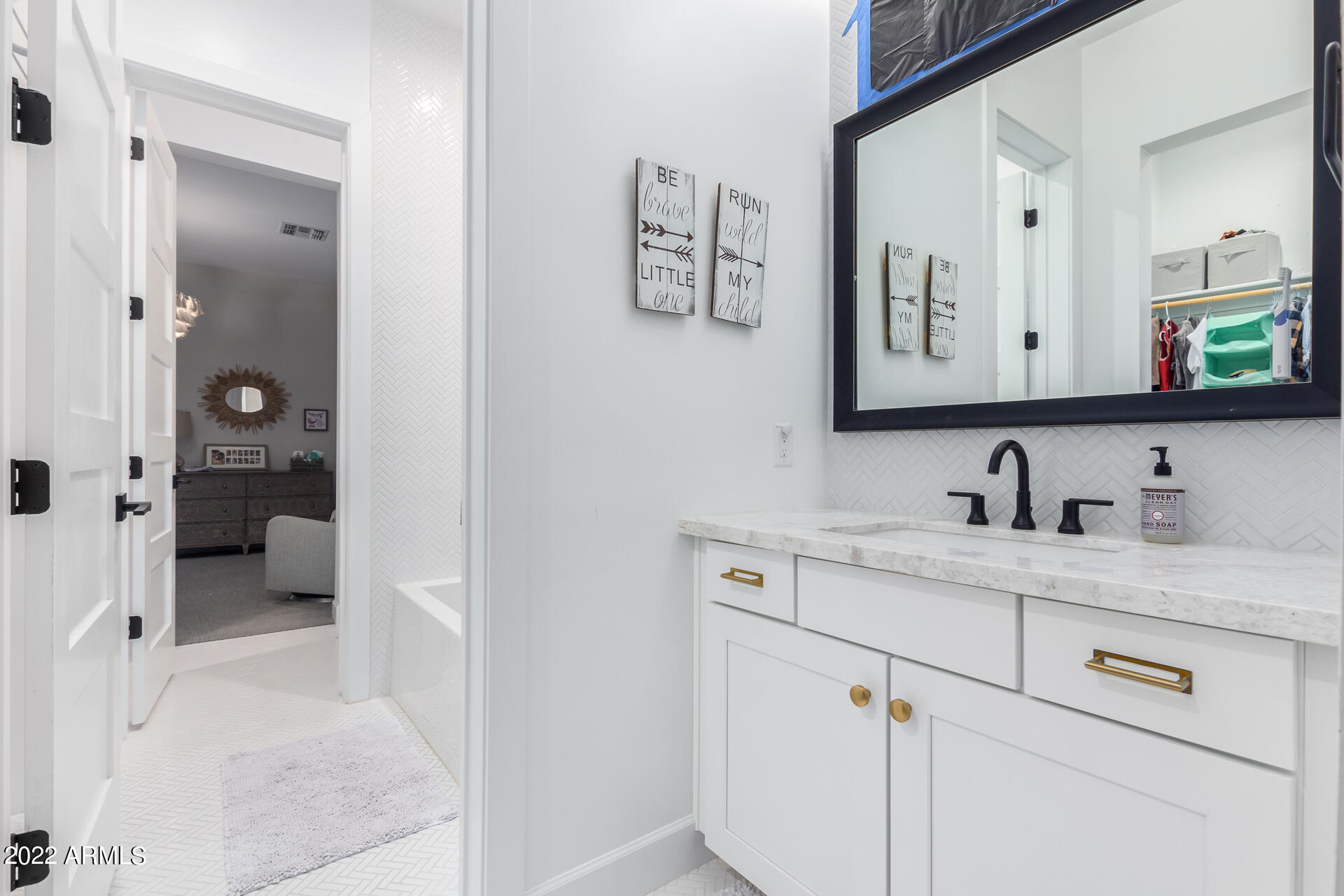 MOUNTGROVE - Residential