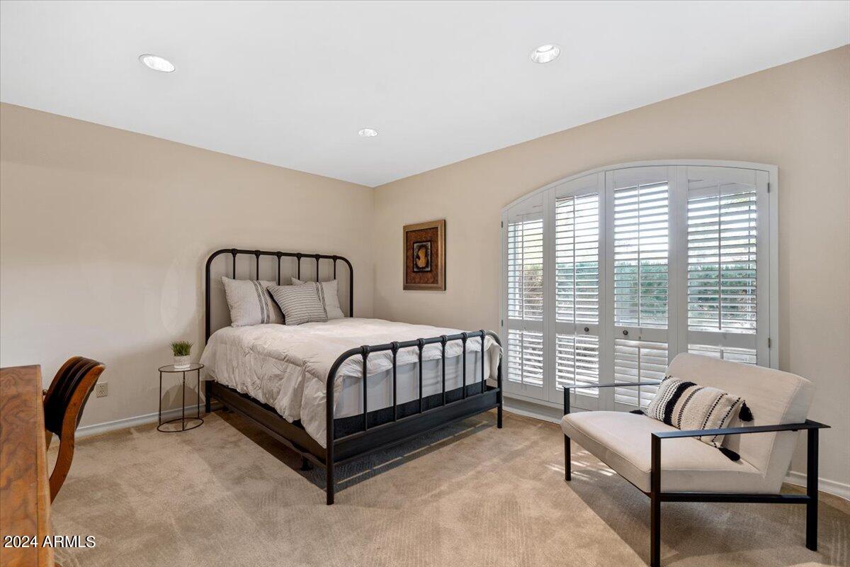 CAMELBACK COUNTRY CLUB ESTATES - Residential