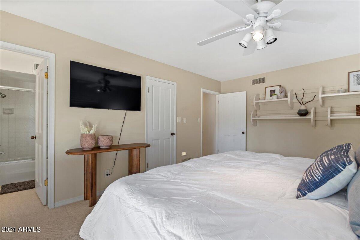 CAMELBACK COUNTRY CLUB ESTATES - Residential
