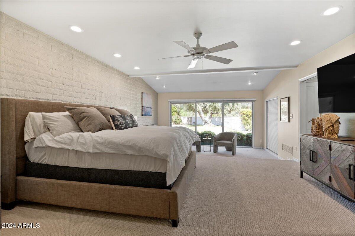 CAMELBACK COUNTRY CLUB ESTATES - Residential