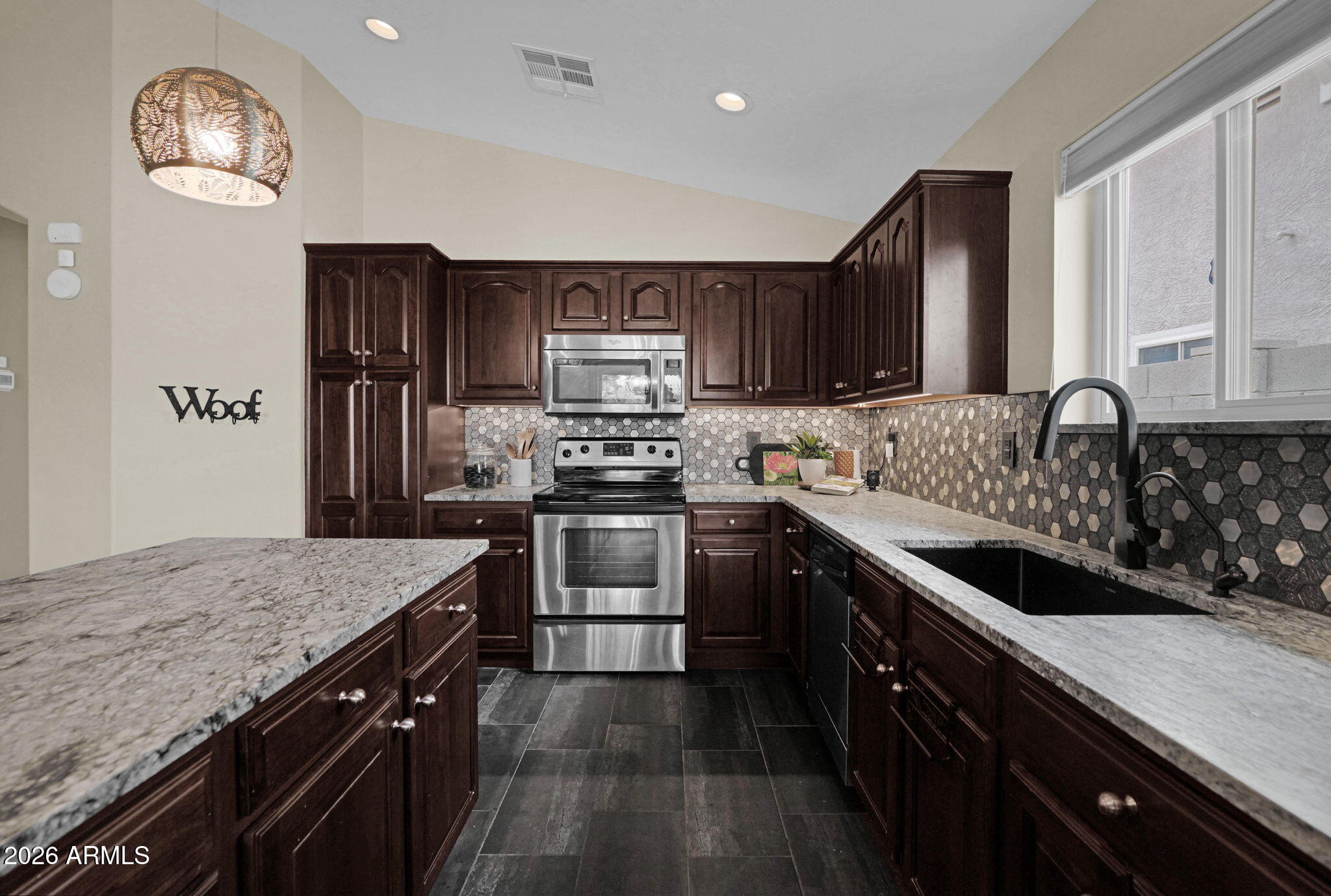 LAVEEN MEADOWS PHASE 1 AMD - Residential