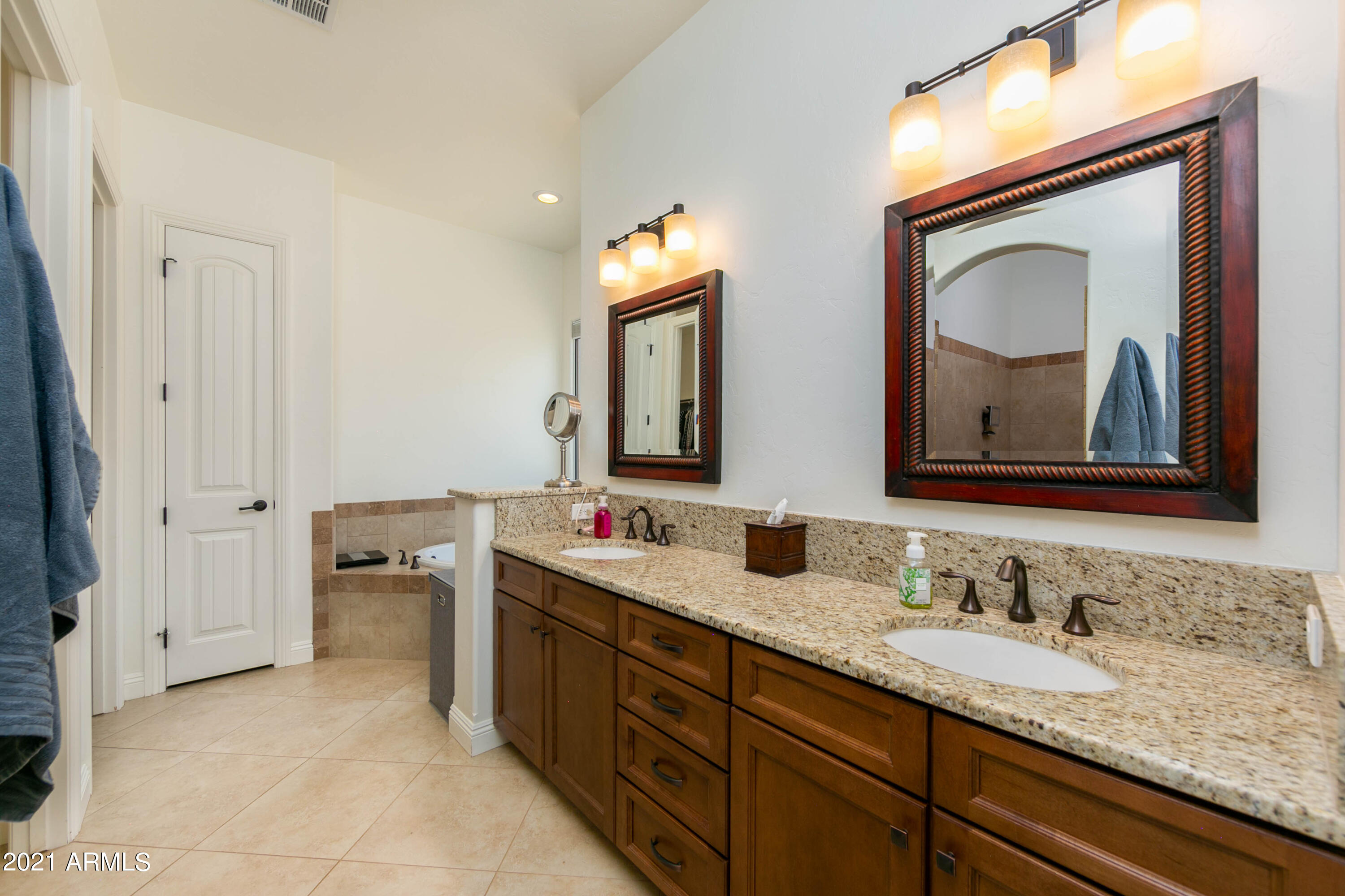 CANYON DE FLORES PHASE 2E - Residential