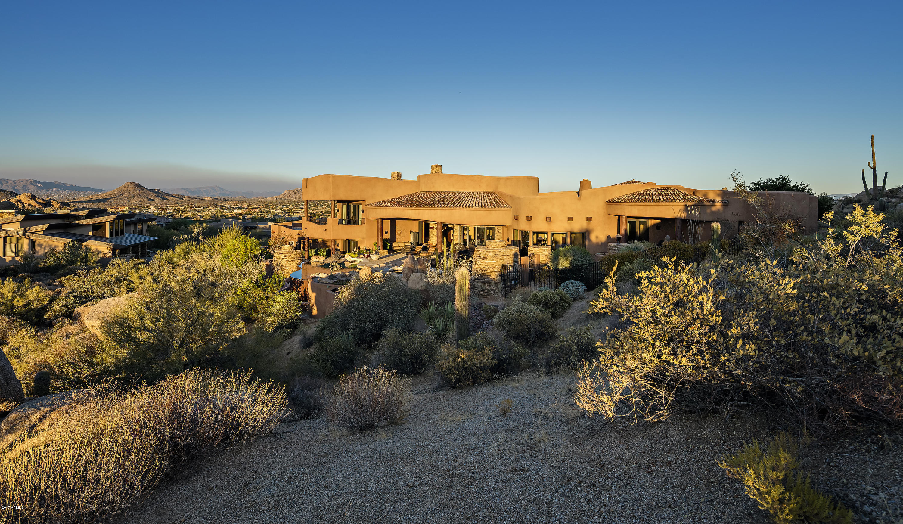 PINNACLE CANYON AT TROON NORTH - Residential