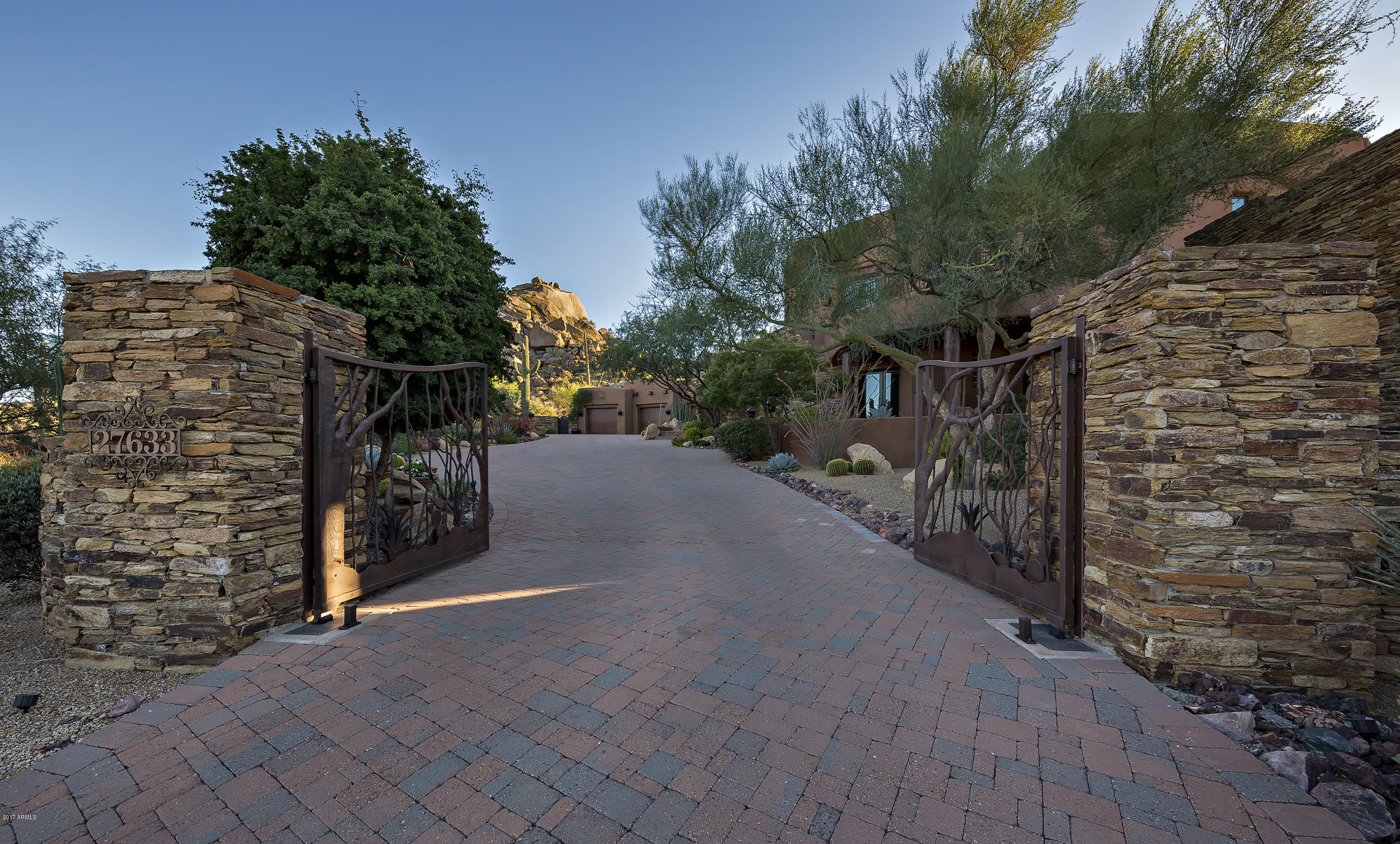 PINNACLE CANYON AT TROON NORTH - Residential
