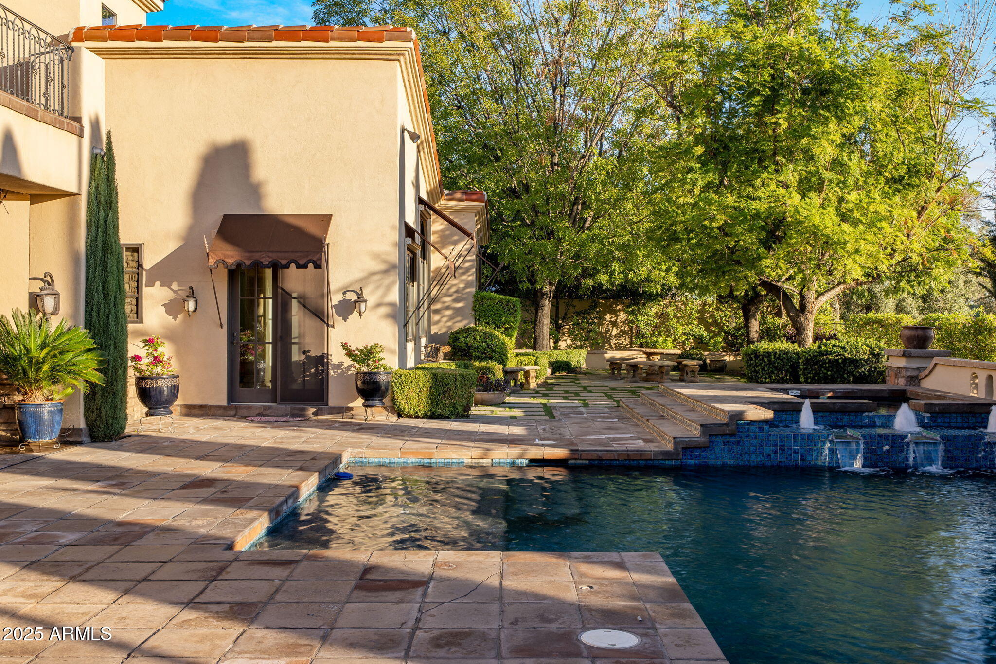 Hidden Paradise - Residential
