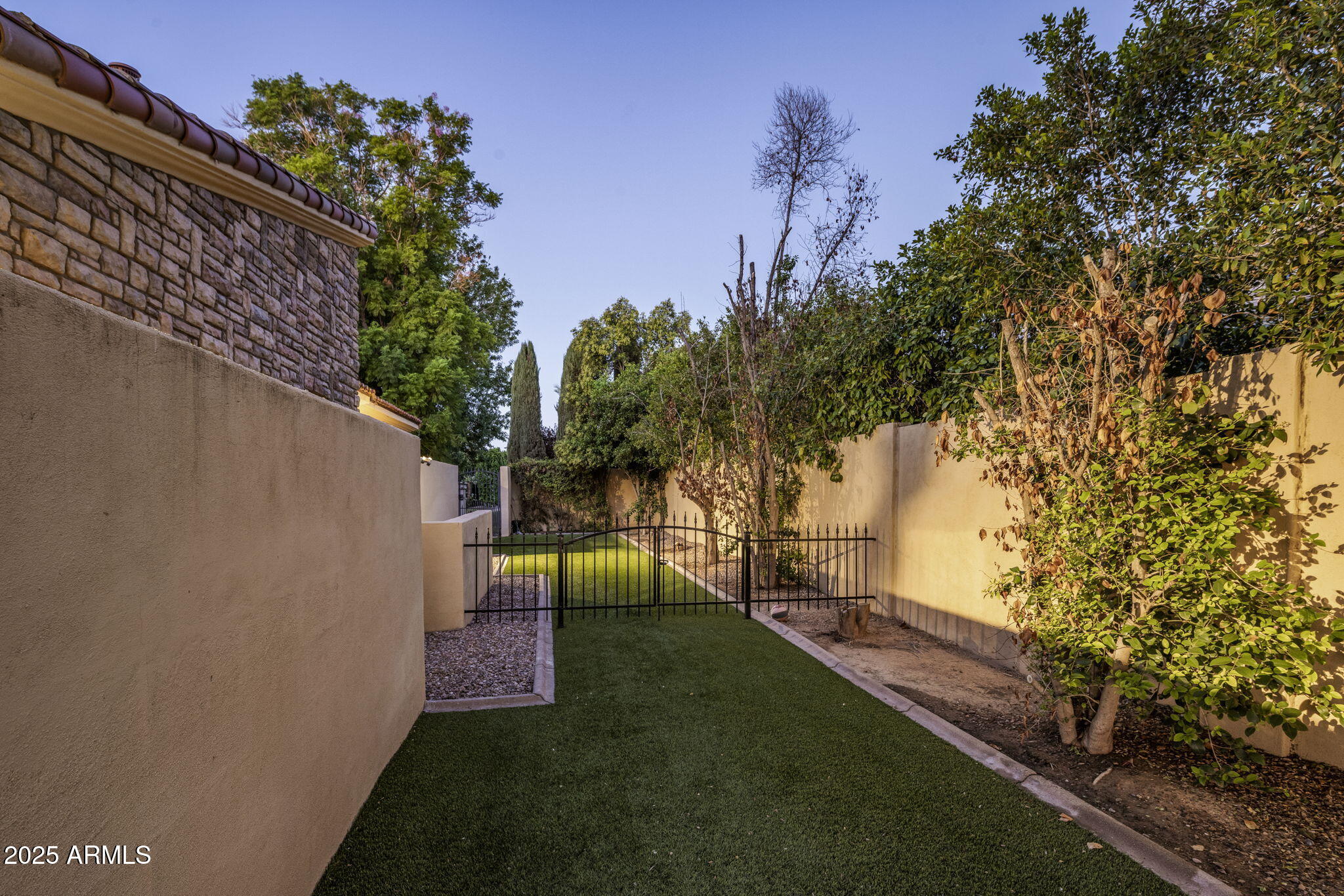 Hidden Paradise - Residential