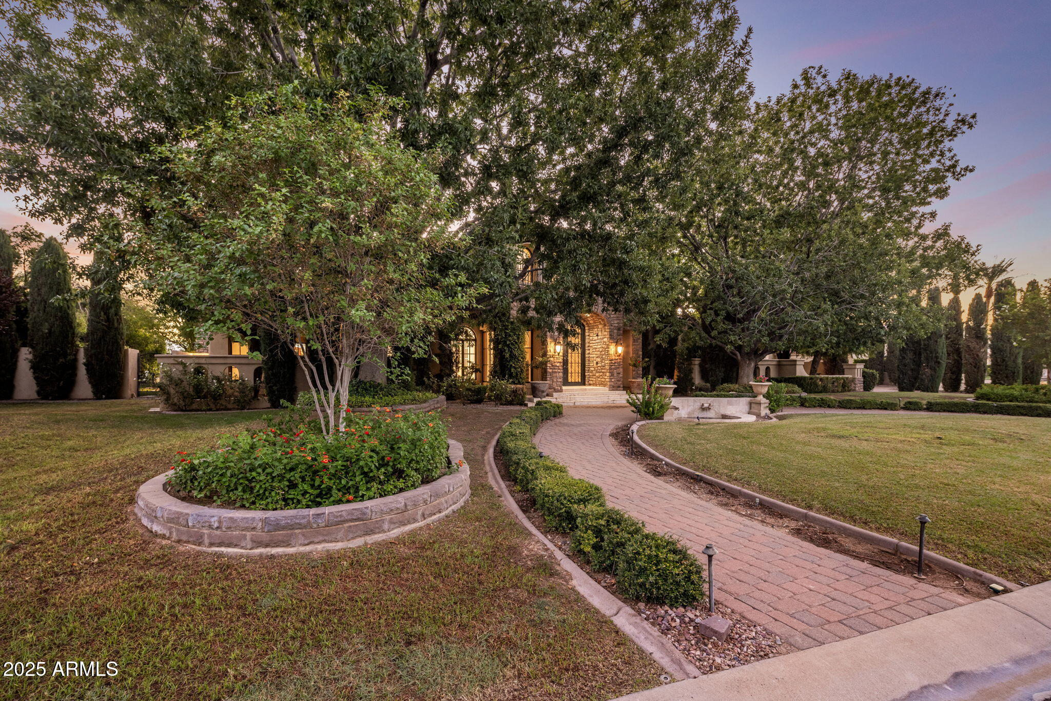 Hidden Paradise - Residential
