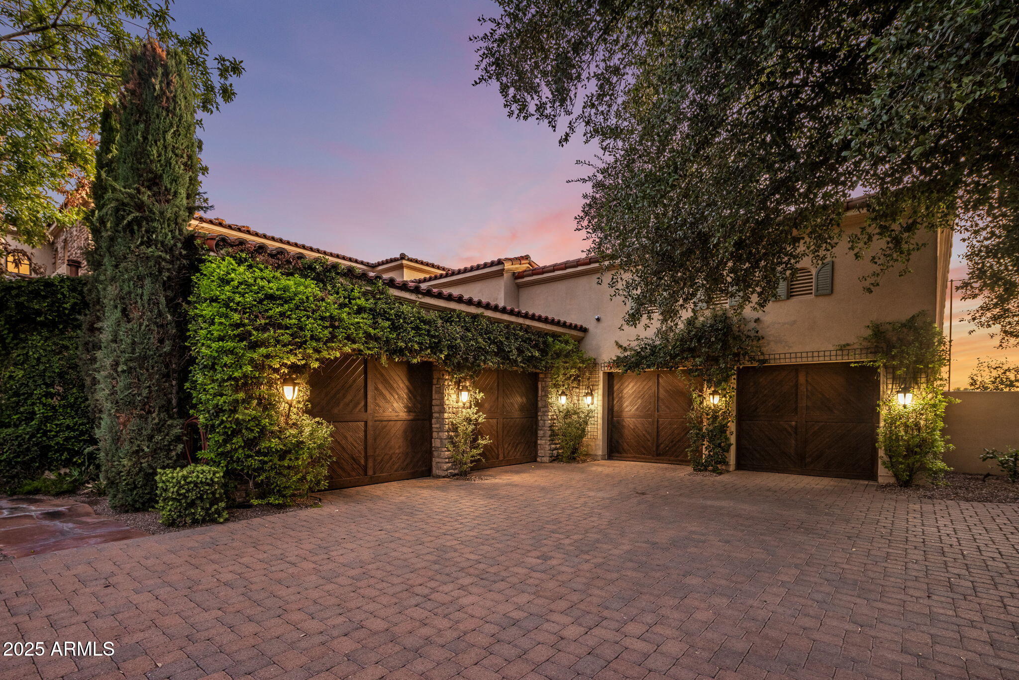 Hidden Paradise - Residential