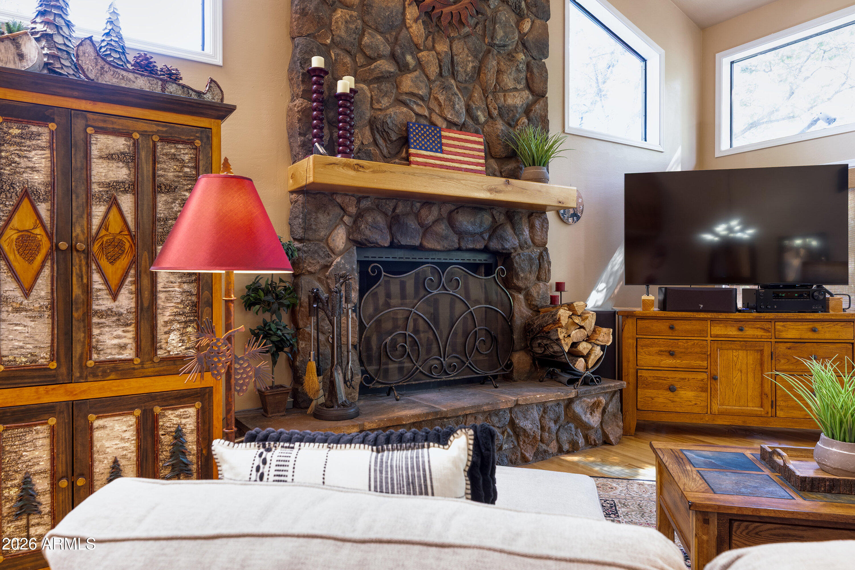QUALITY HILL - Residential