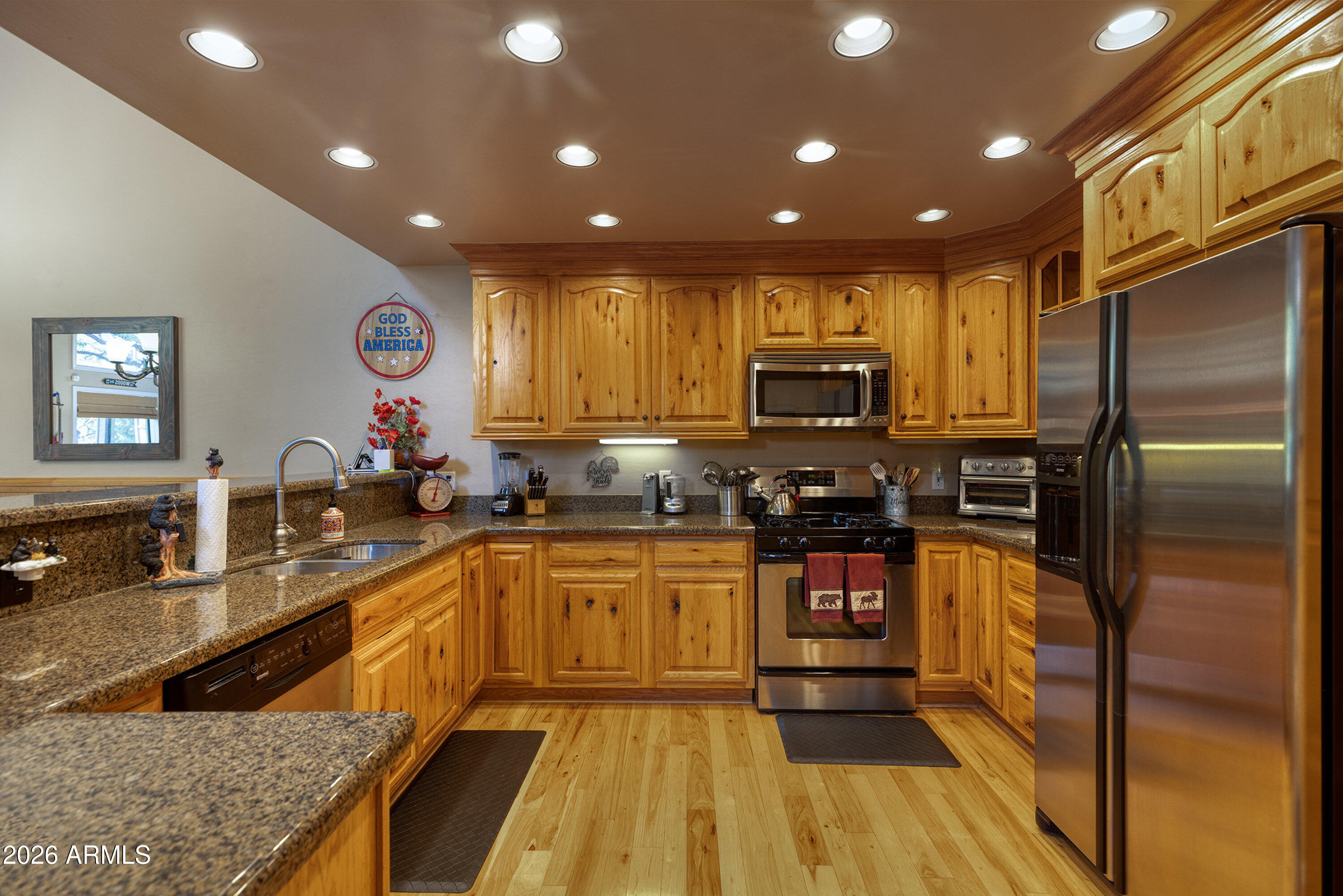 QUALITY HILL - Residential