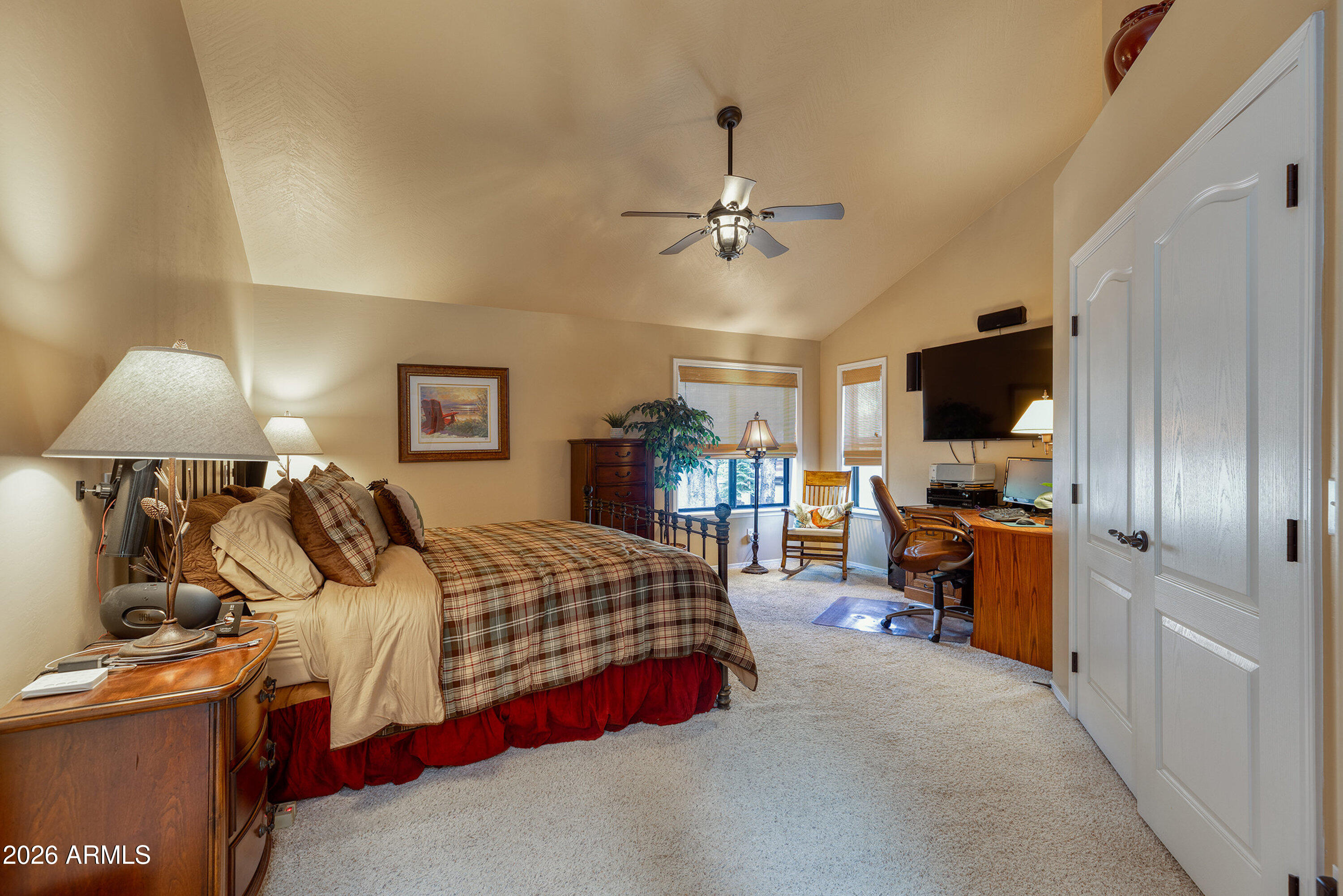 QUALITY HILL - Residential