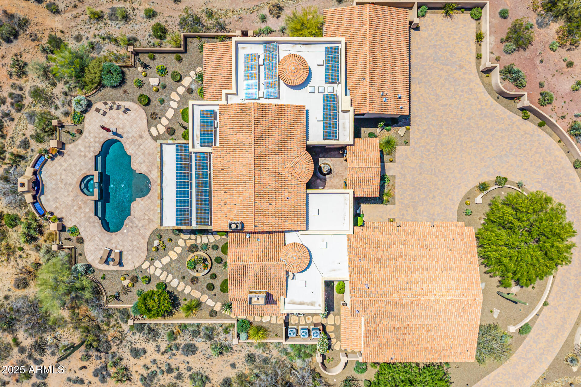 YEARLING ESTATES - Residential
