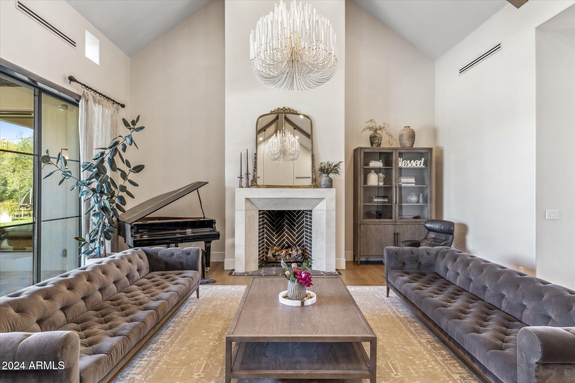 MELTON RANCH 2 - Residential