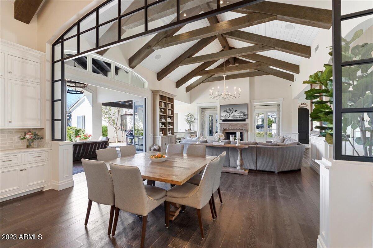 CLUB ESTATES - Residential