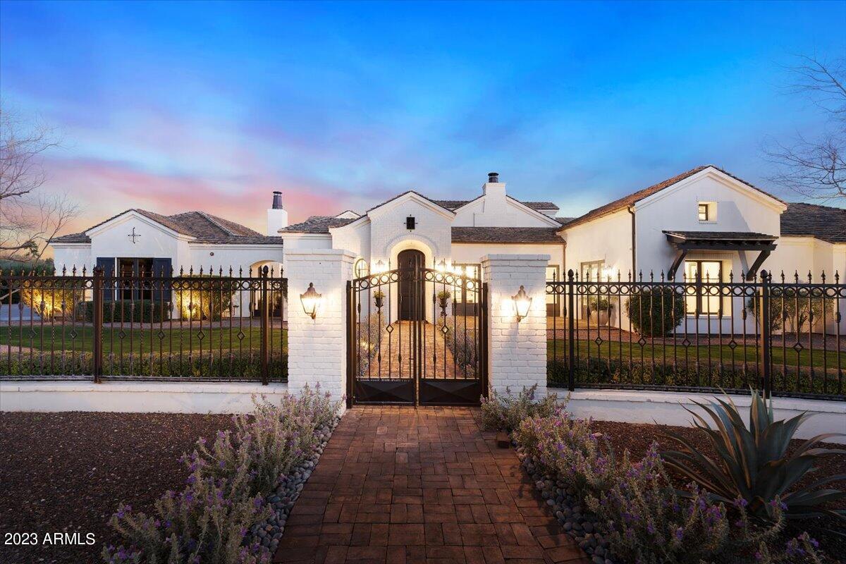 CLUB ESTATES - Residential