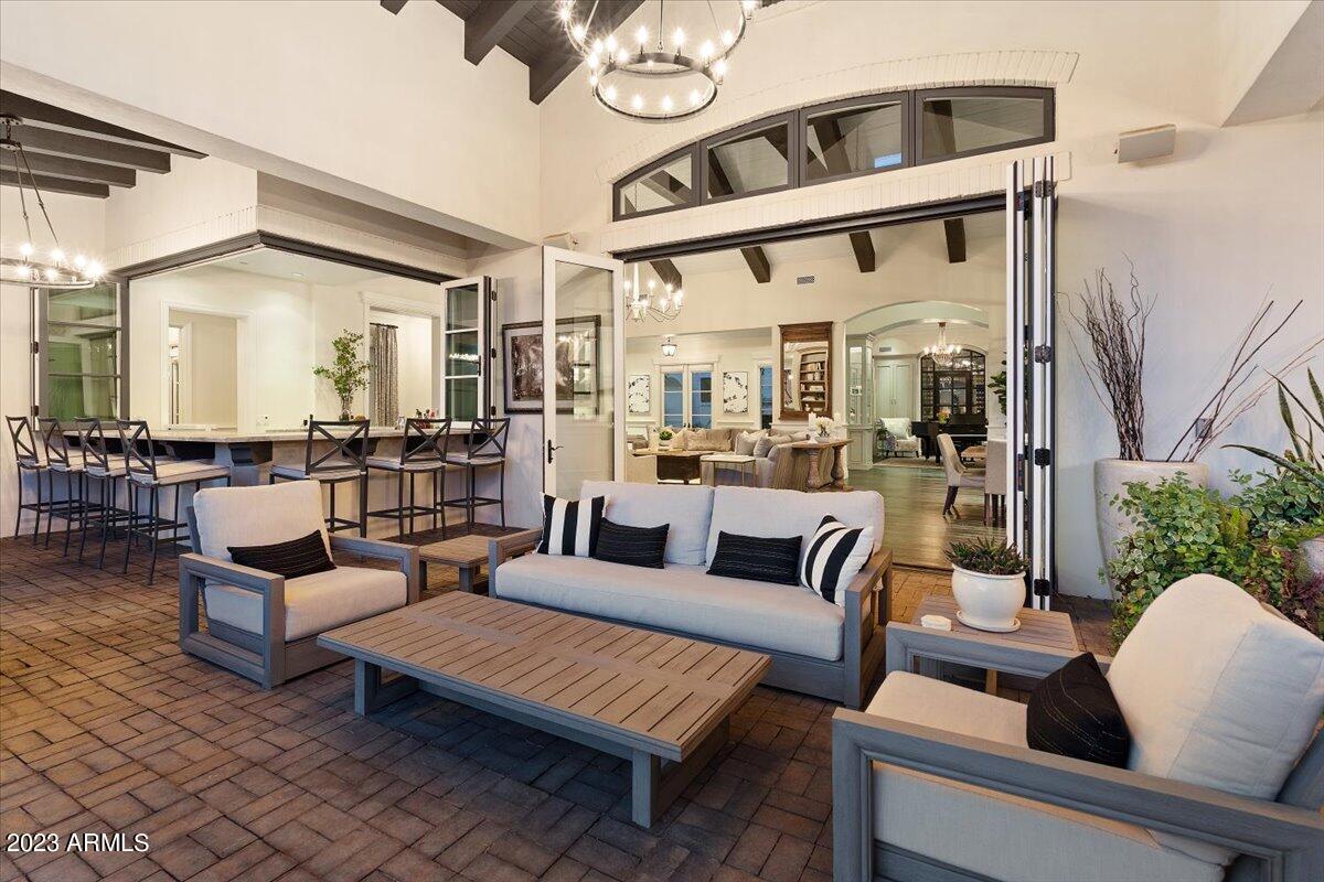 CLUB ESTATES - Residential