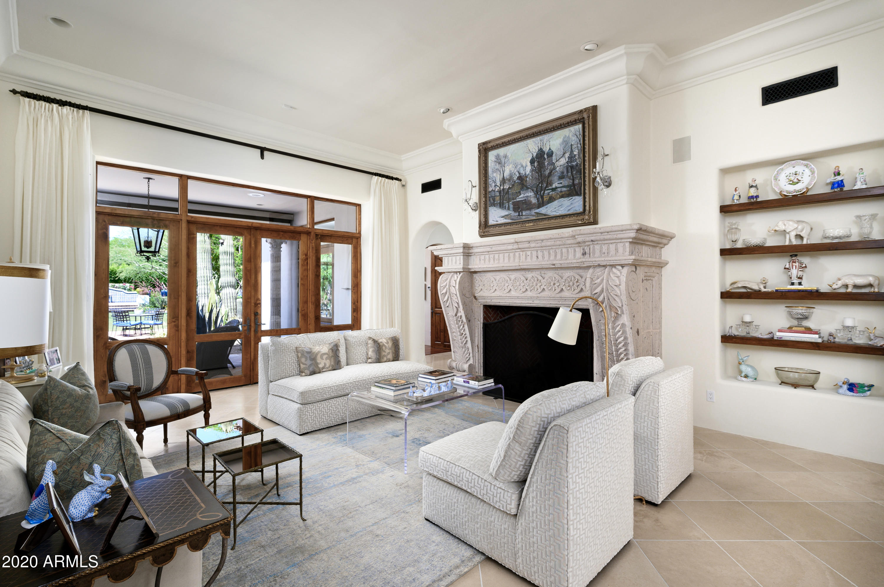 CASA BLANCA GARDENS - Residential