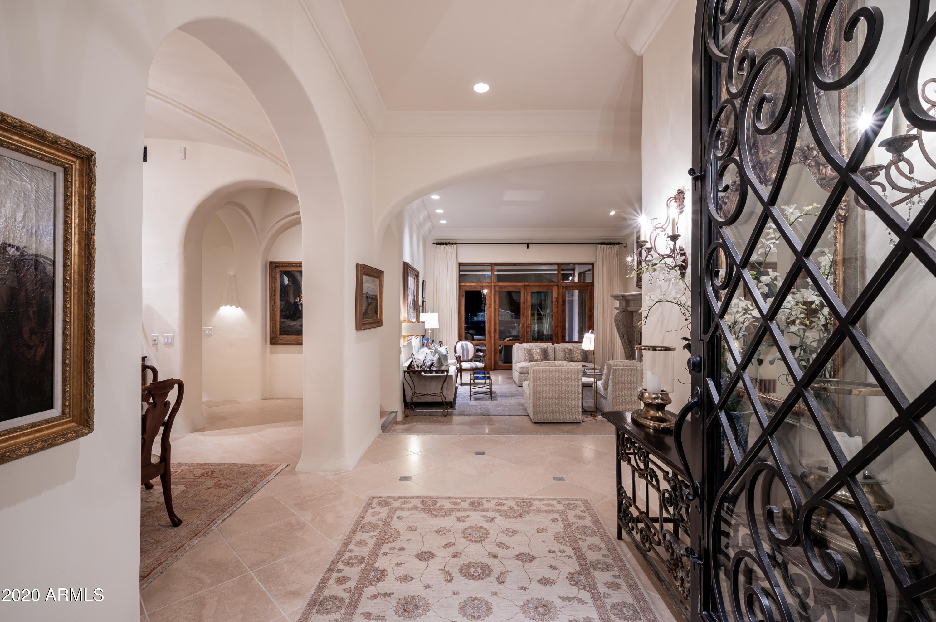 CASA BLANCA GARDENS - Residential