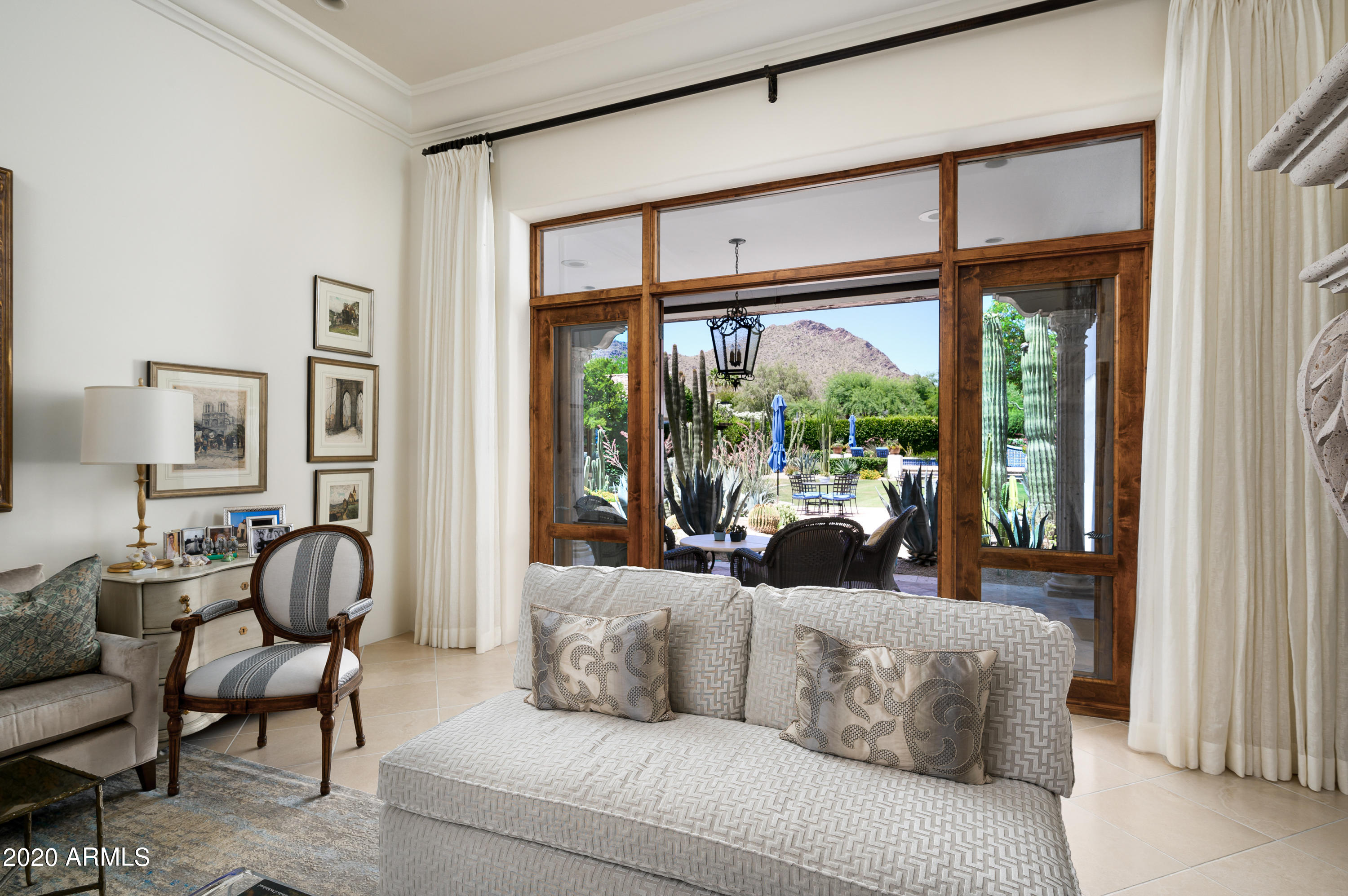 CASA BLANCA GARDENS - Residential