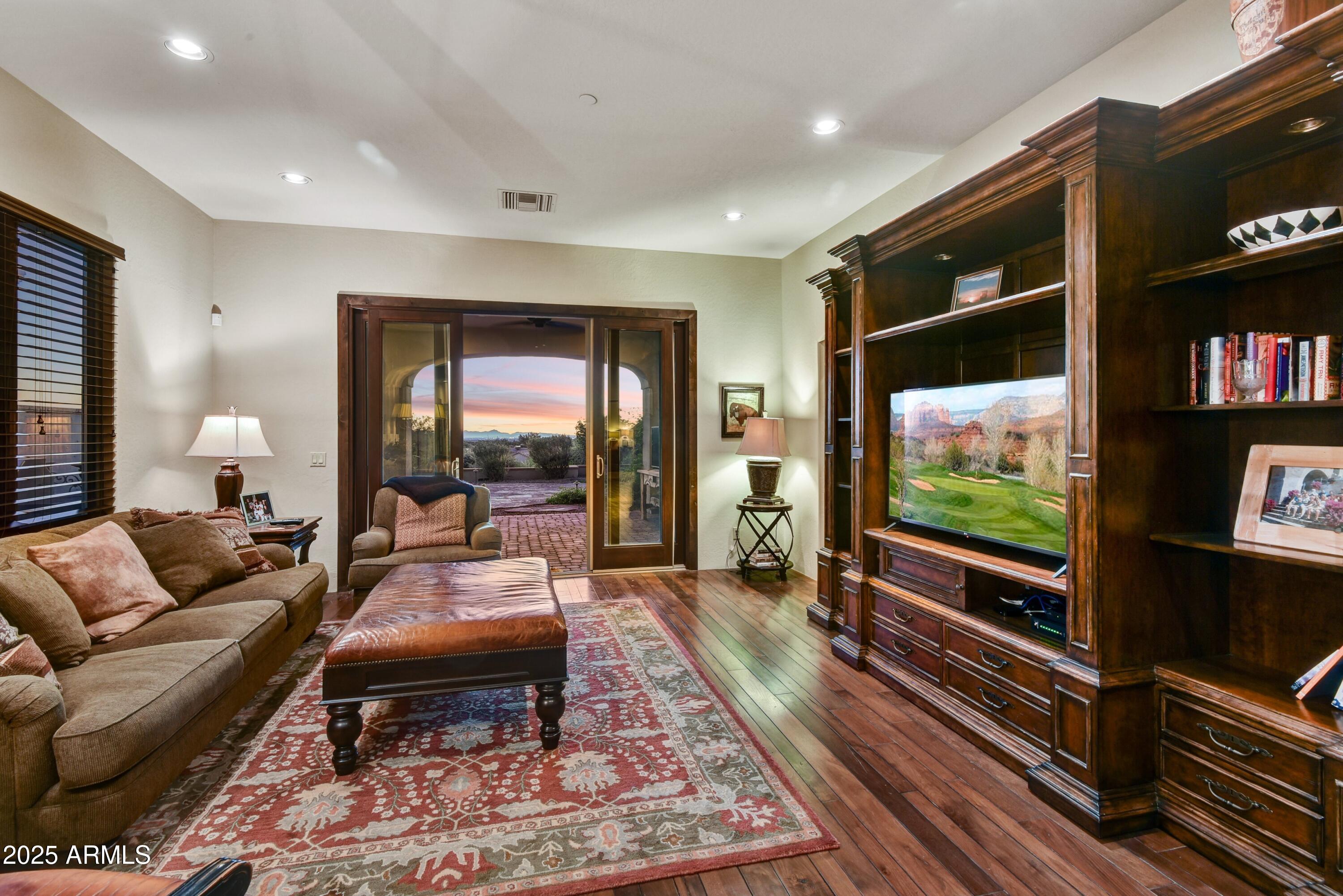 Superstition Mountain - Residential