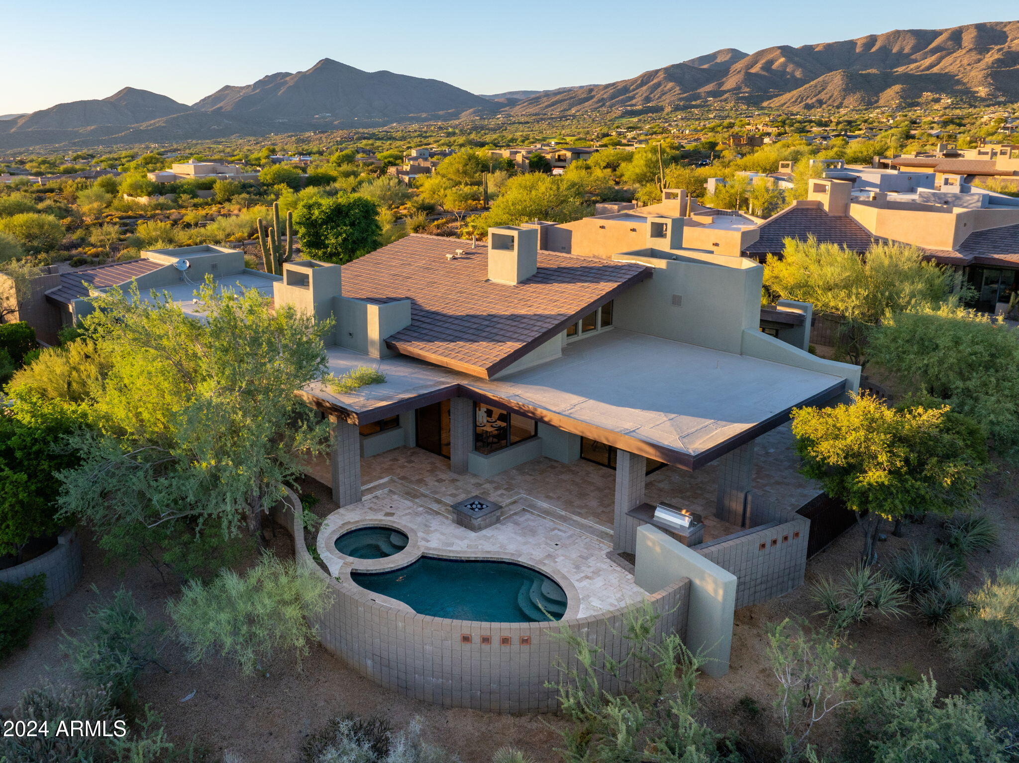 DESERT MOUNTAIN - Residential
