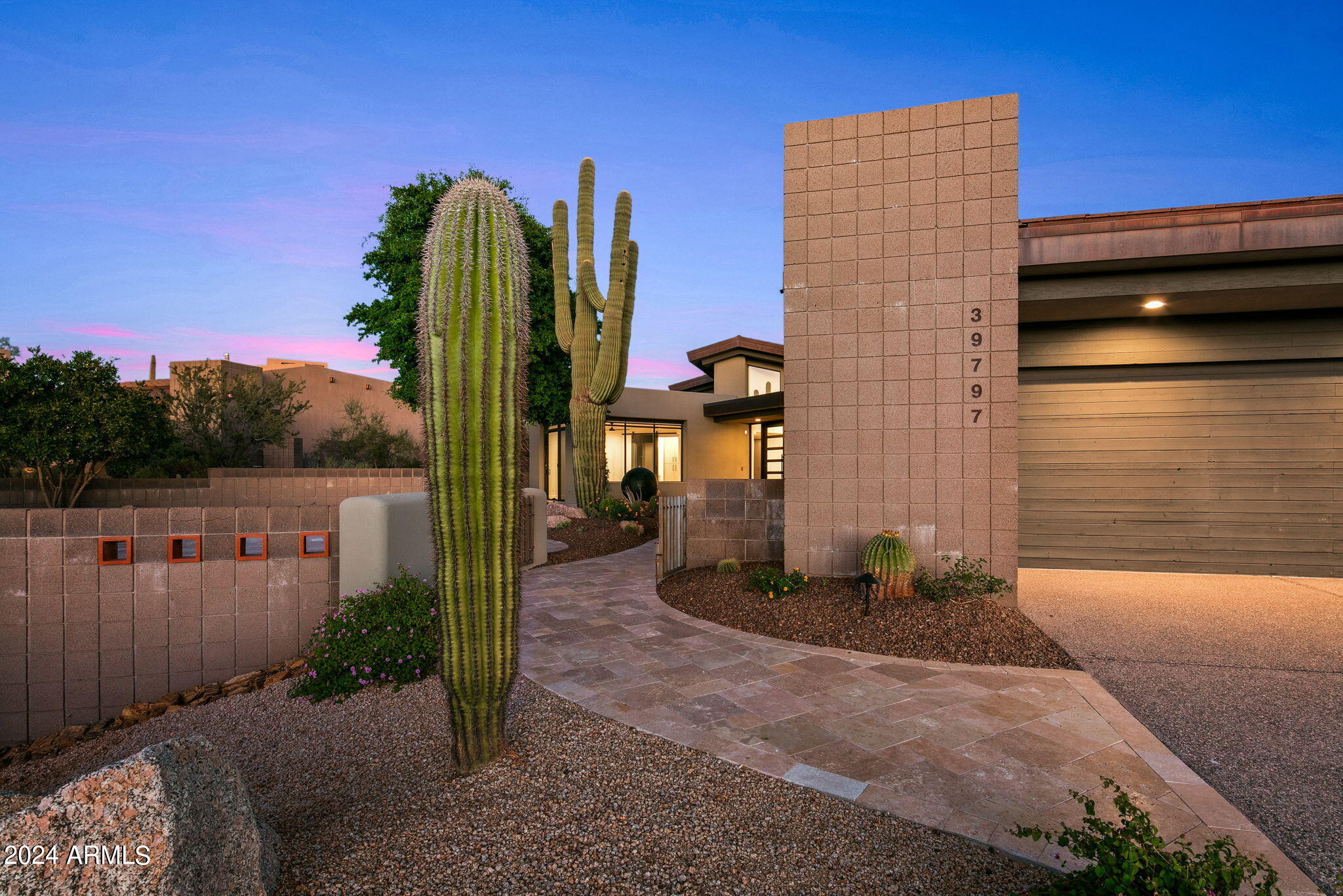 DESERT MOUNTAIN - Residential