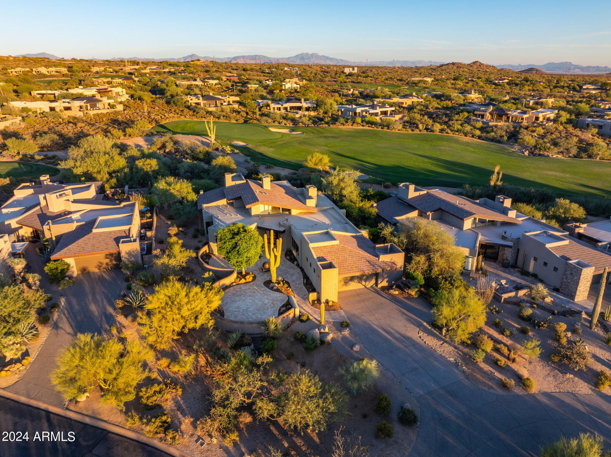 DESERT MOUNTAIN - Residential