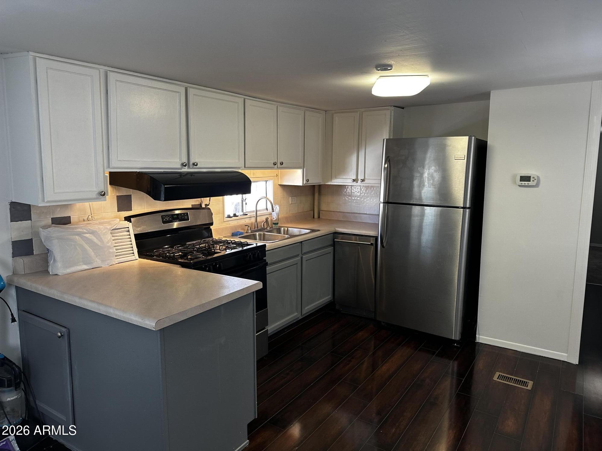 Haceinda Solano - Residential