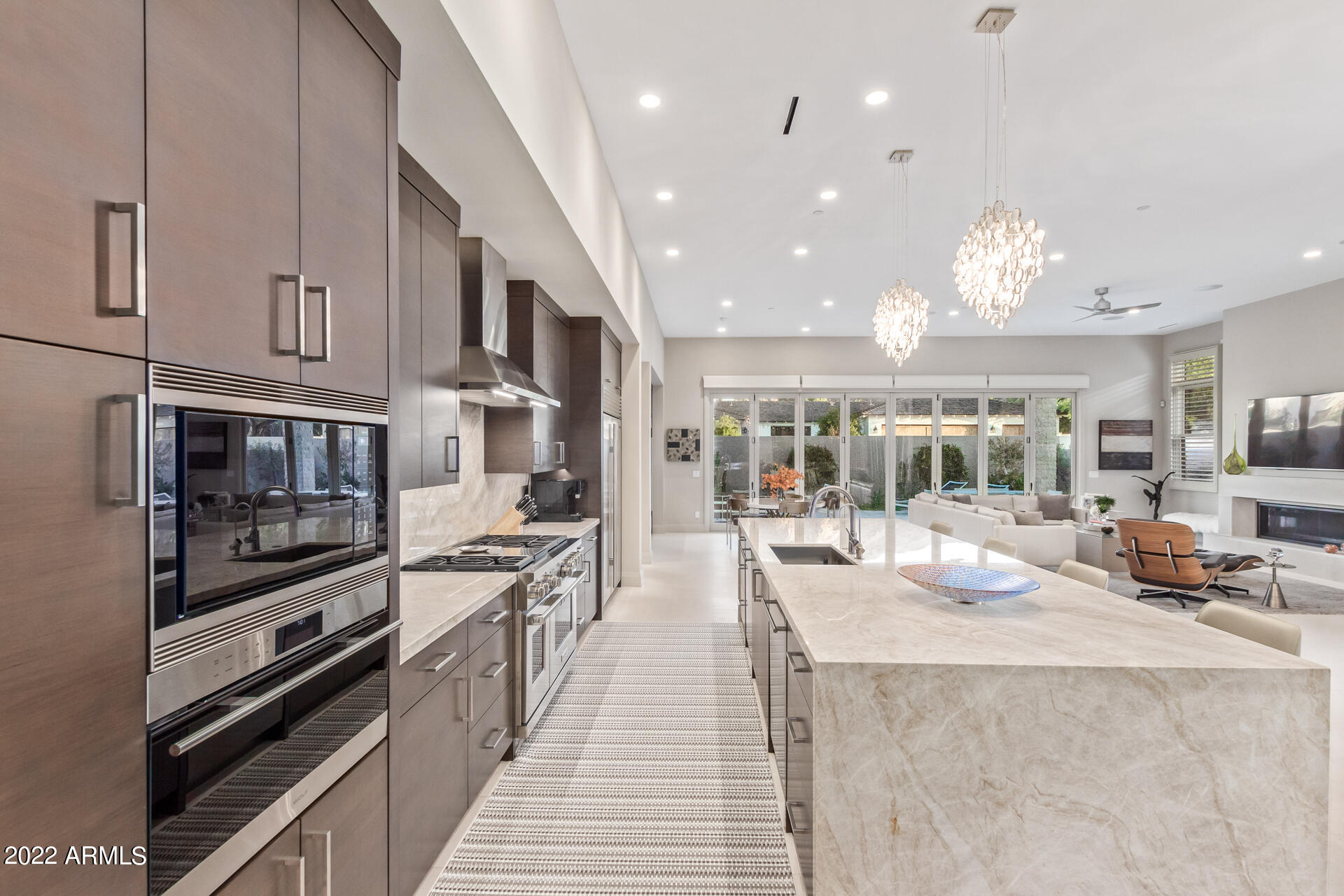 VILLAS AT MOUNTAIN SHADOWS AMD 2 - Residential