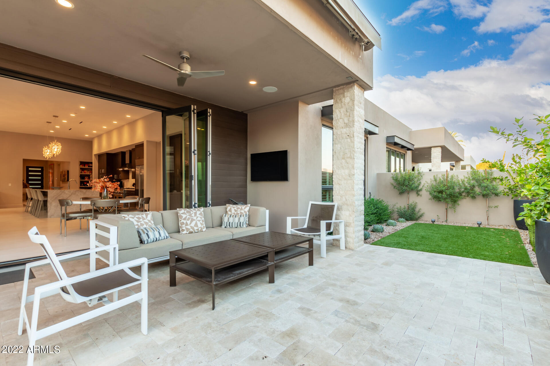 VILLAS AT MOUNTAIN SHADOWS AMD 2 - Residential