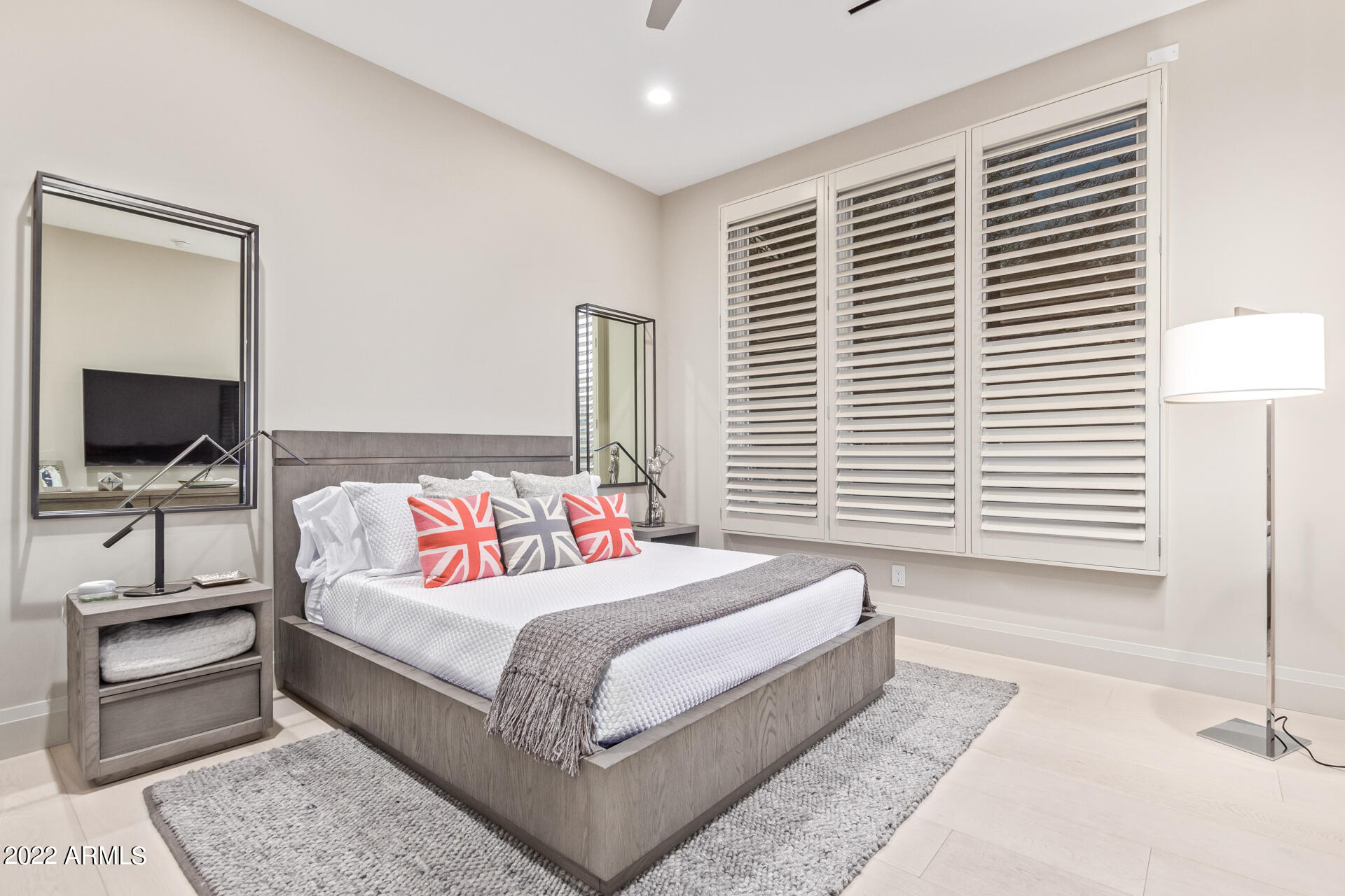 VILLAS AT MOUNTAIN SHADOWS AMD 2 - Residential