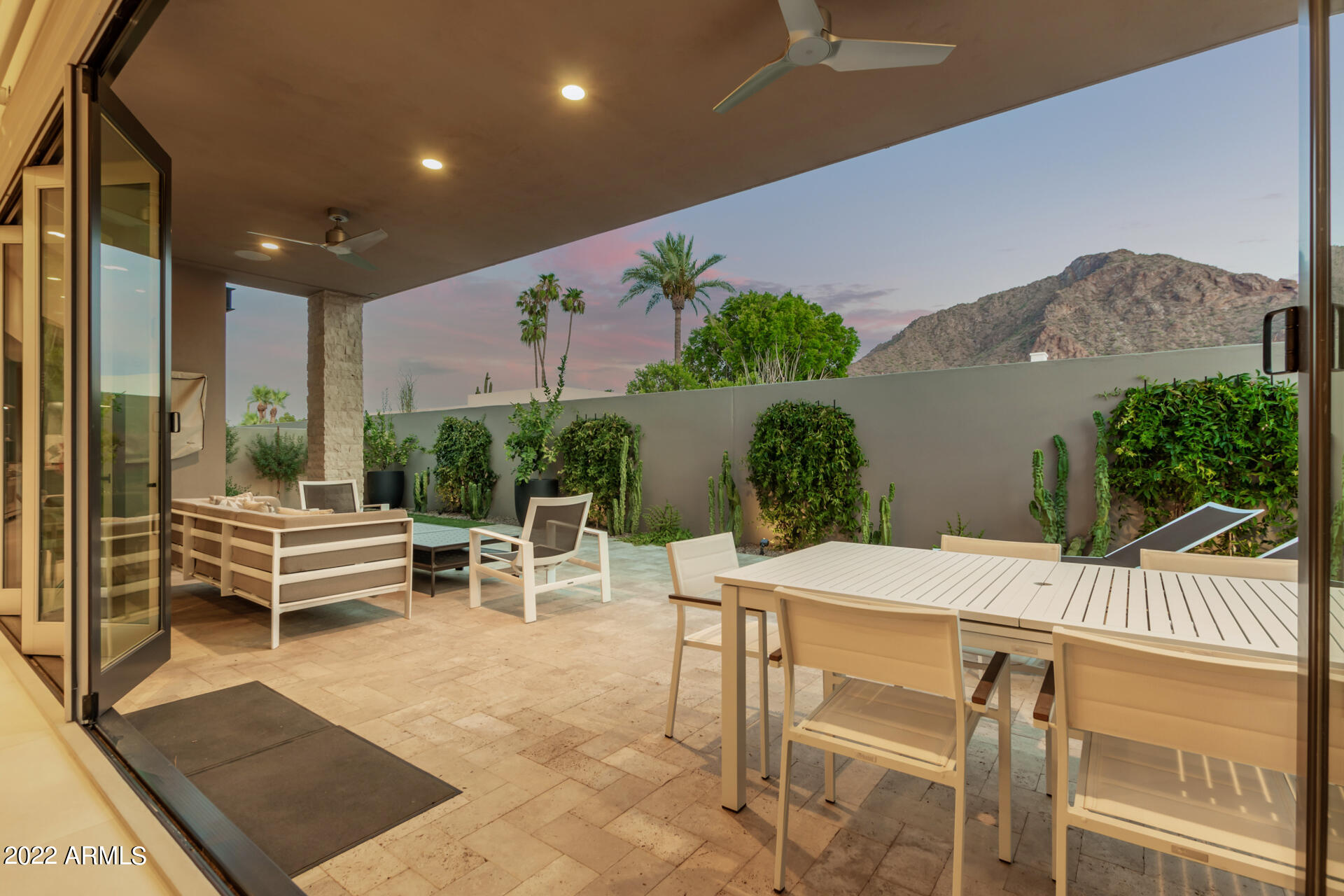 VILLAS AT MOUNTAIN SHADOWS AMD 2 - Residential