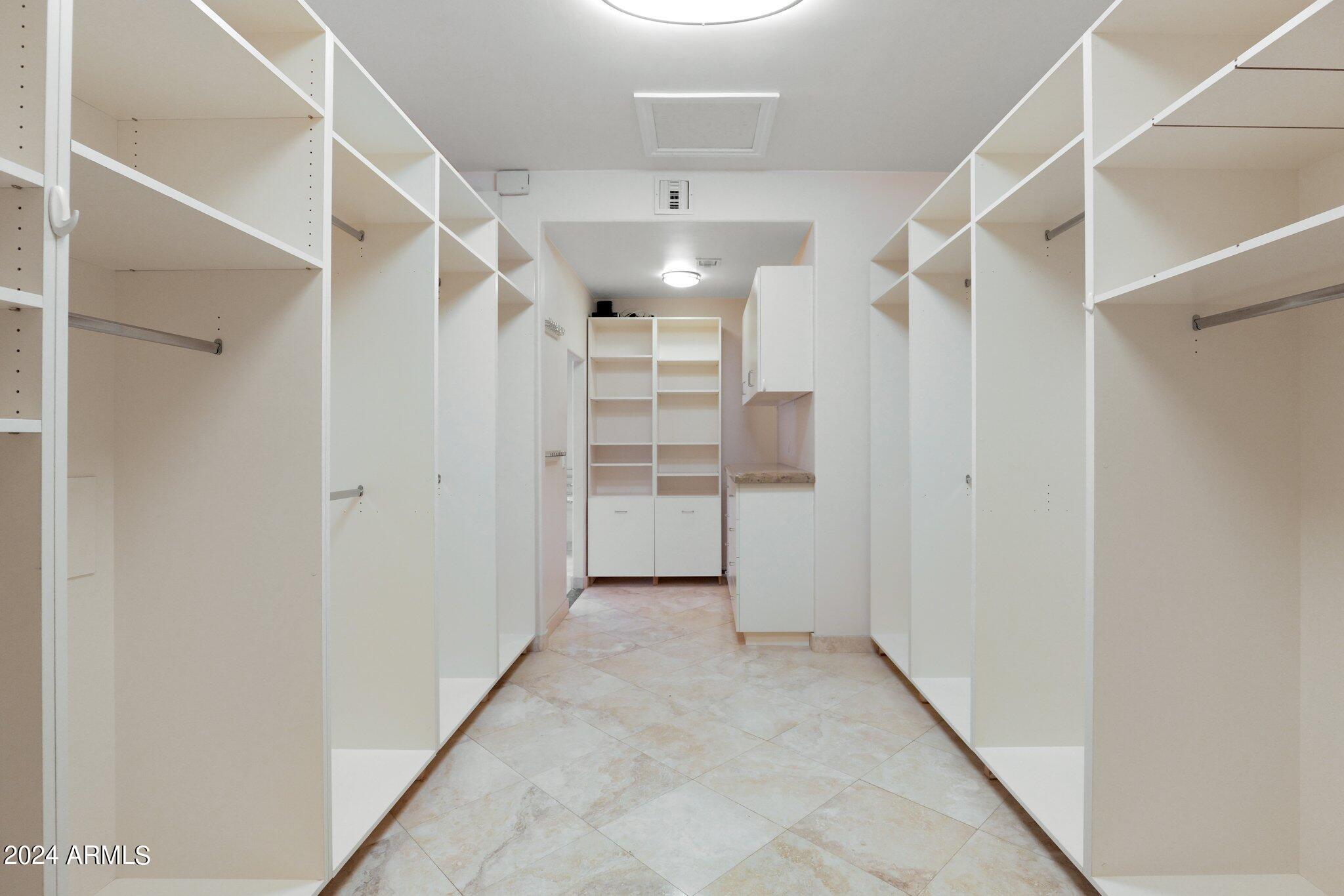 FINISTERRE - Residential