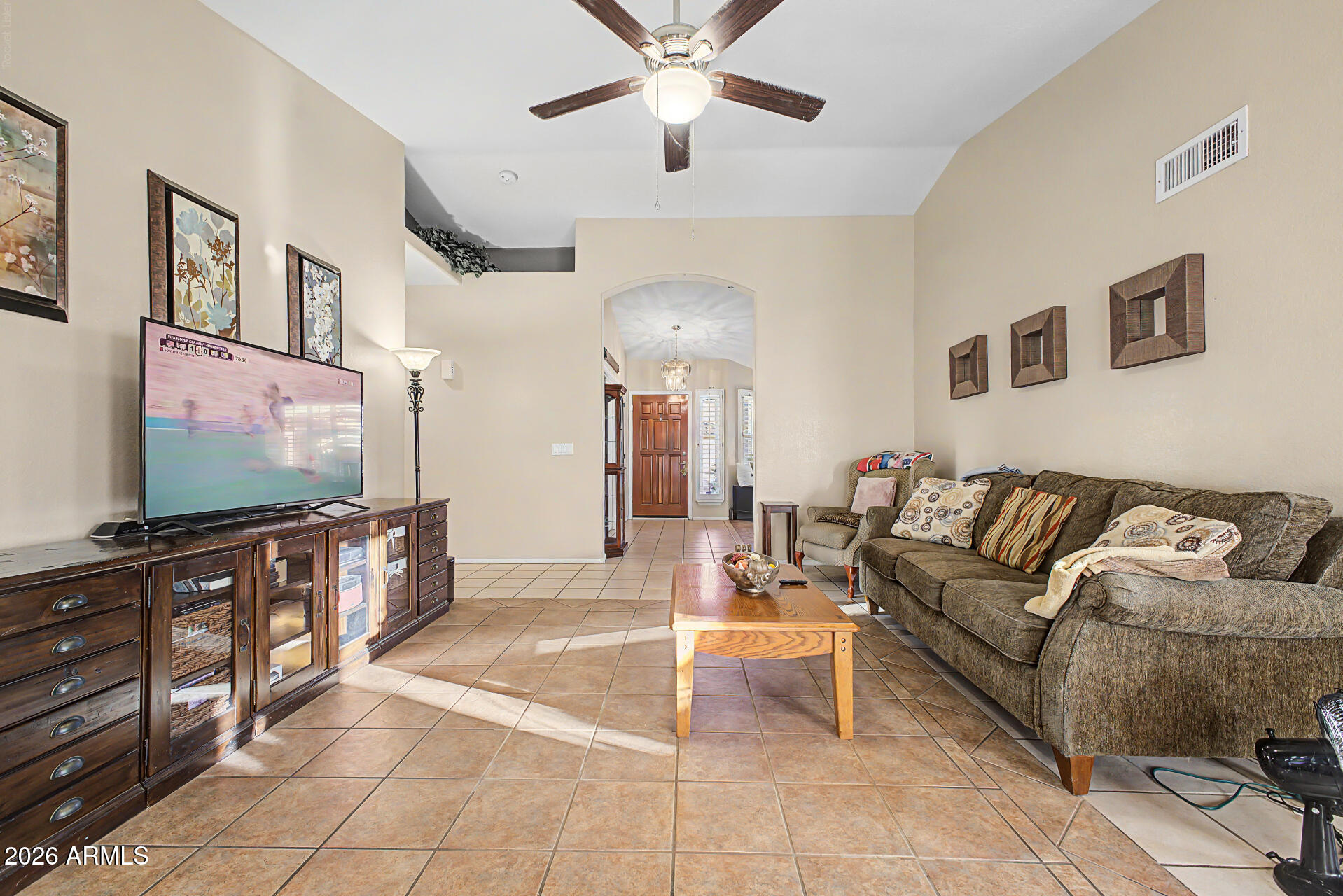 RED MOUNTAIN RANCH - Residential