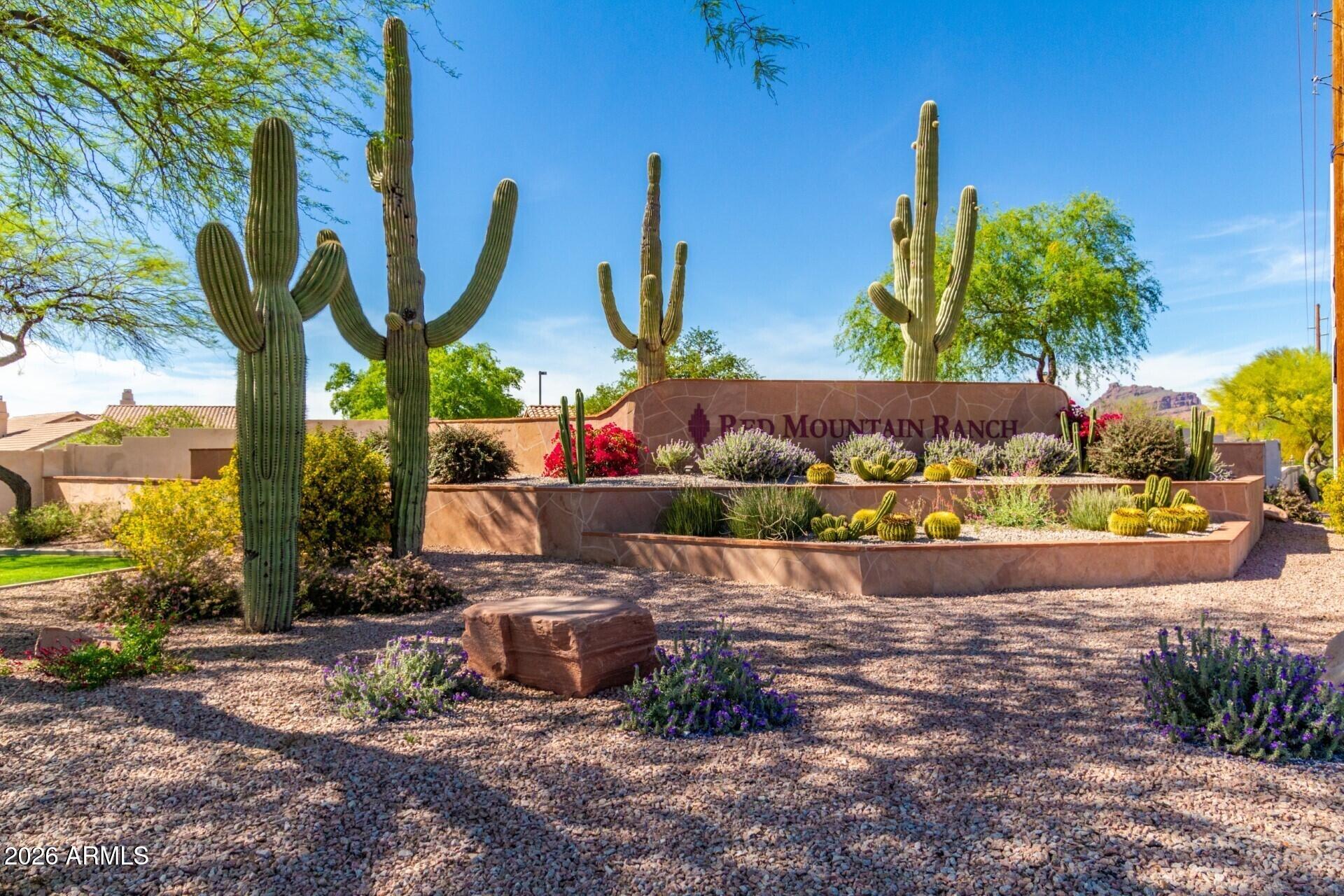 RED MOUNTAIN RANCH - Residential