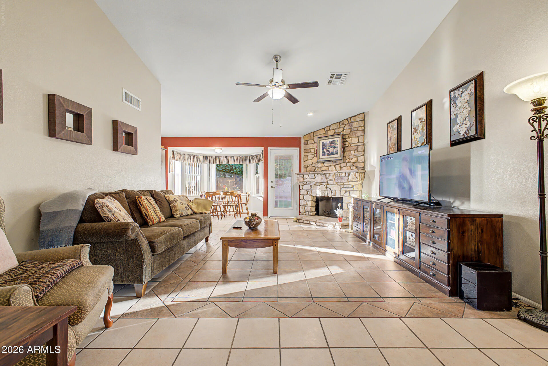 RED MOUNTAIN RANCH - Residential