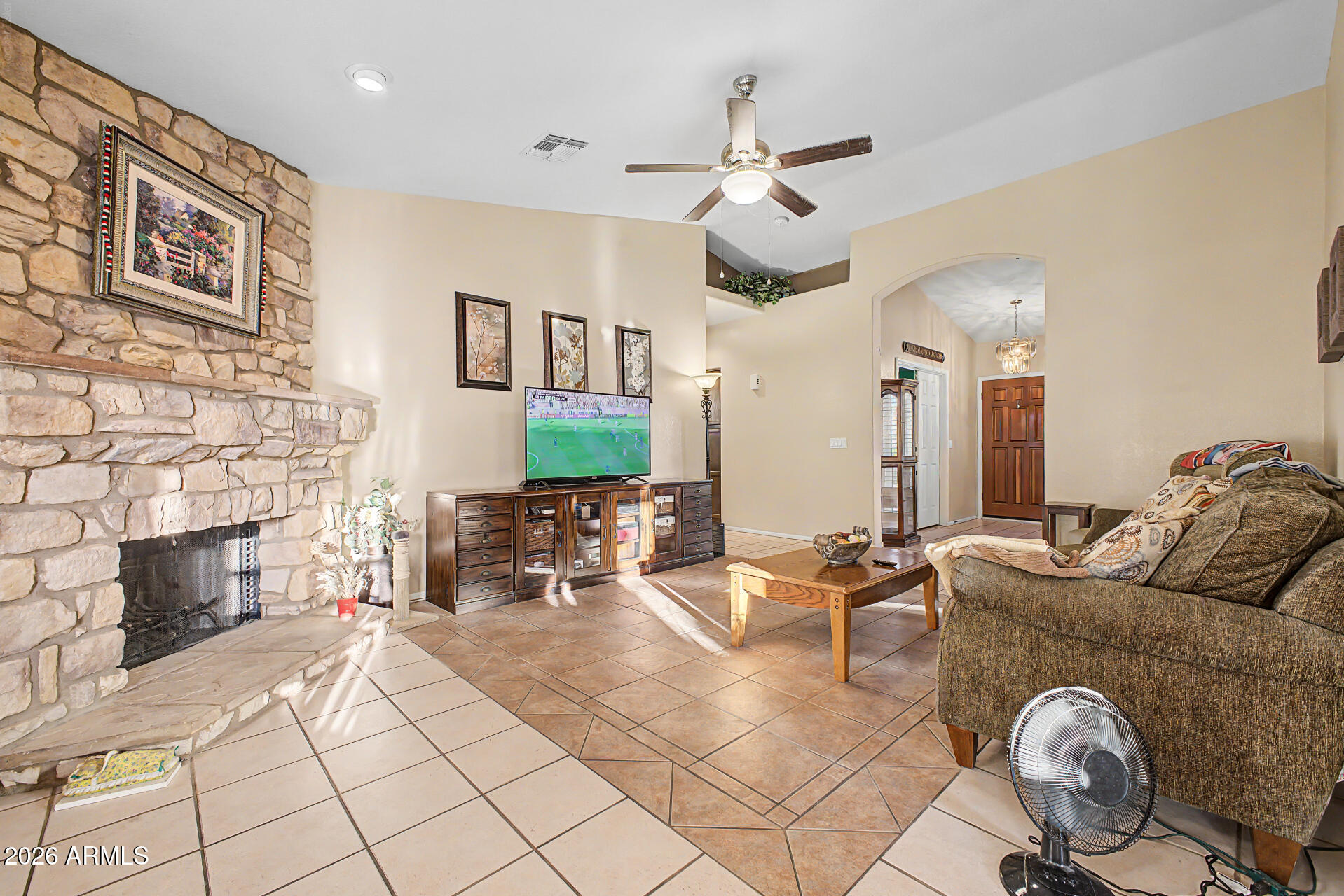 RED MOUNTAIN RANCH - Residential